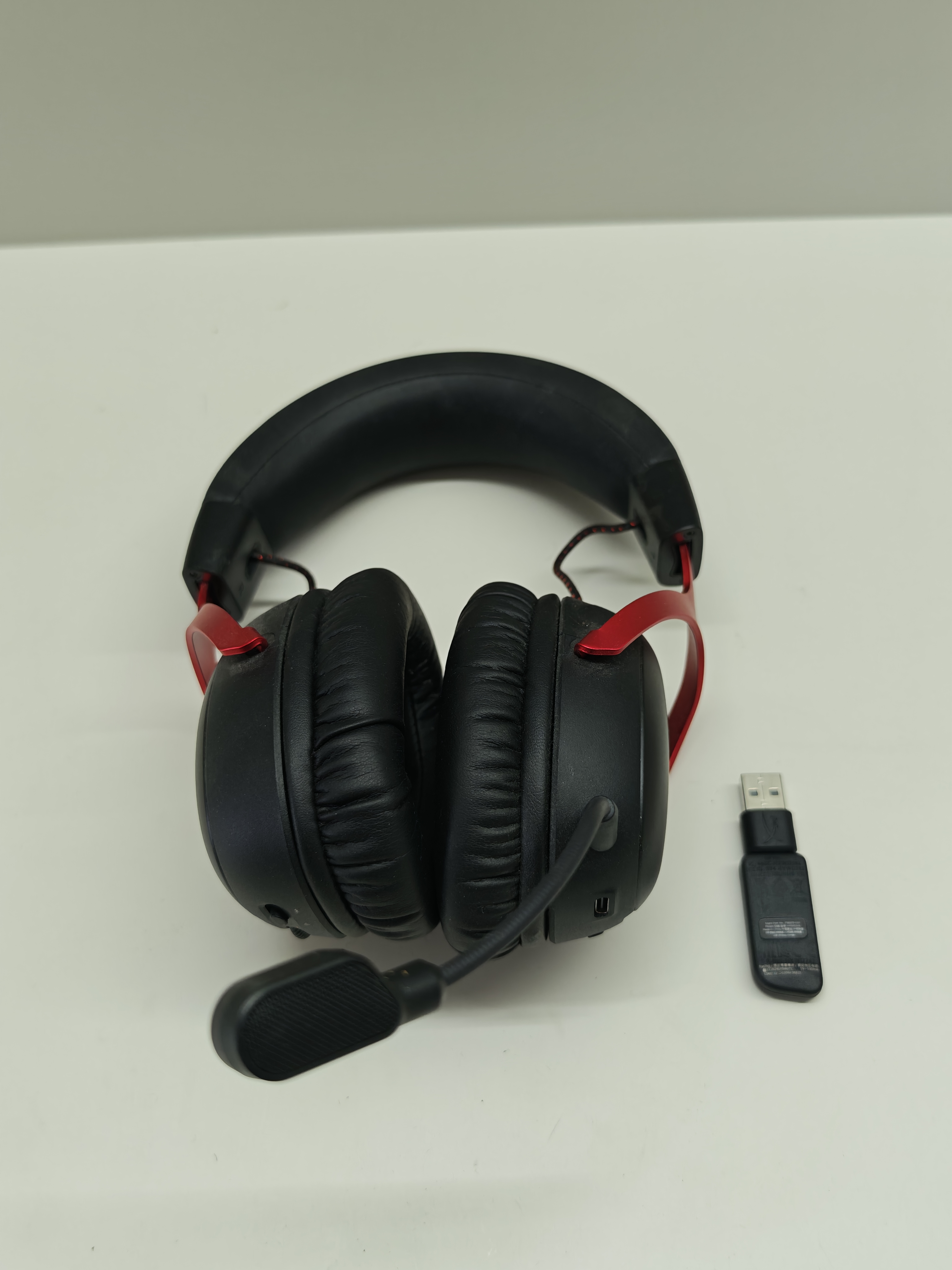 HyperX Cloud Iii Wireless 2.4 GHz Kablosuz Oyuncu Kulaklığı