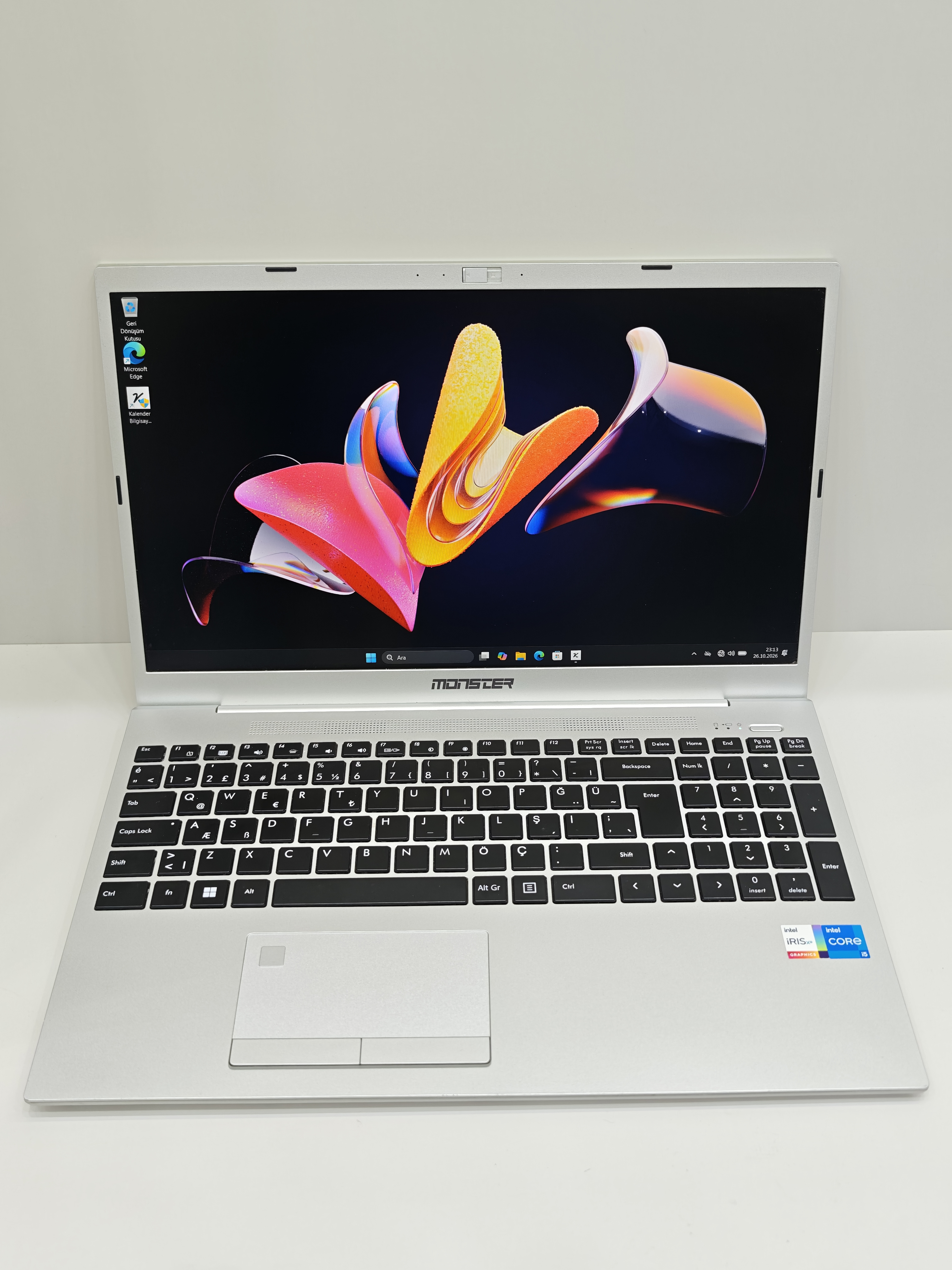 Monster Huma H5 V4.1 i5 1235U 32 GB RAM 1 TB SSD 15.6 inç Laptop