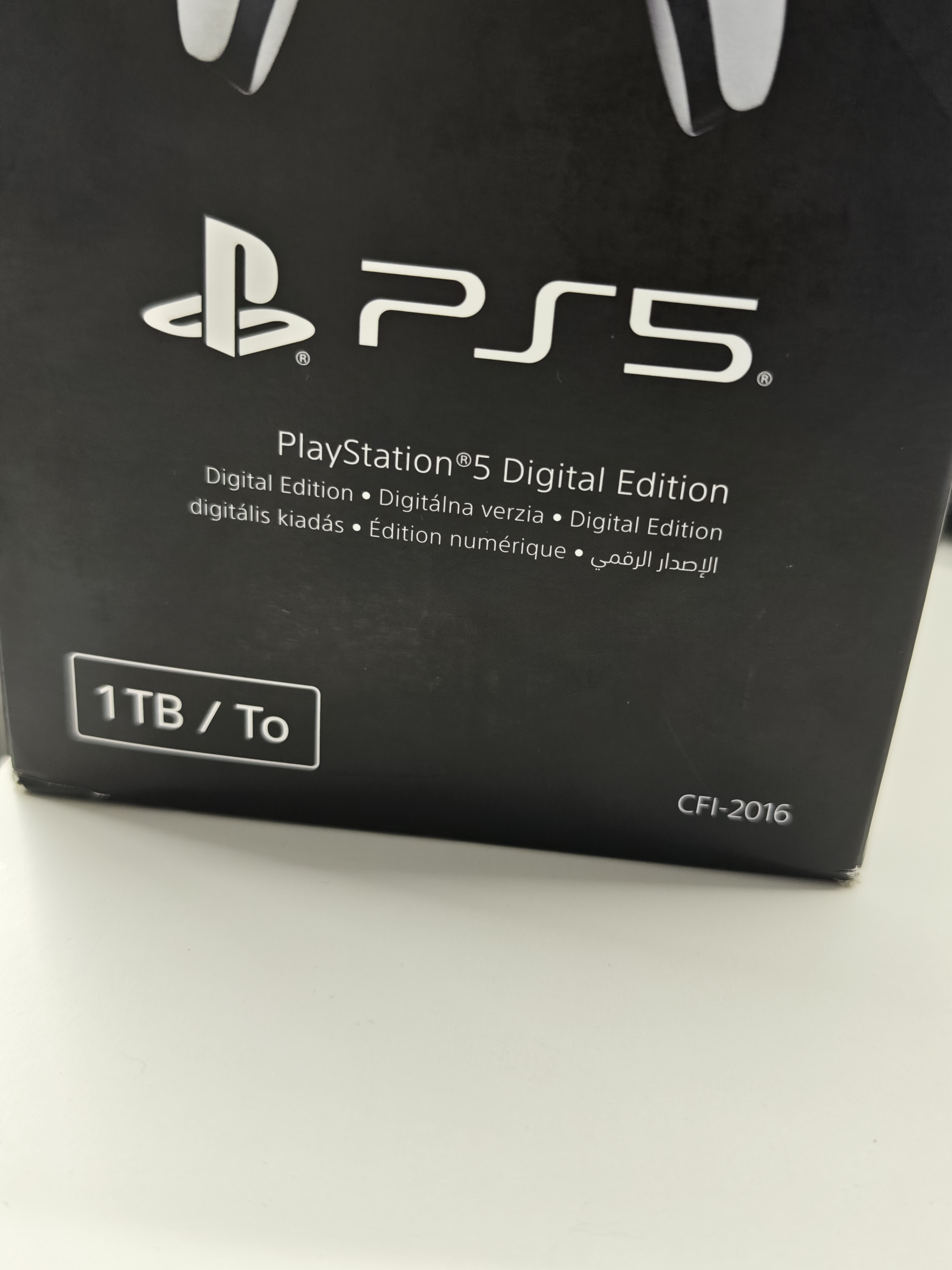 Sony Sony PlayStation 5 Slim Digital Edition 1 TB Çift Kol CFI-2016 - Görsel 3