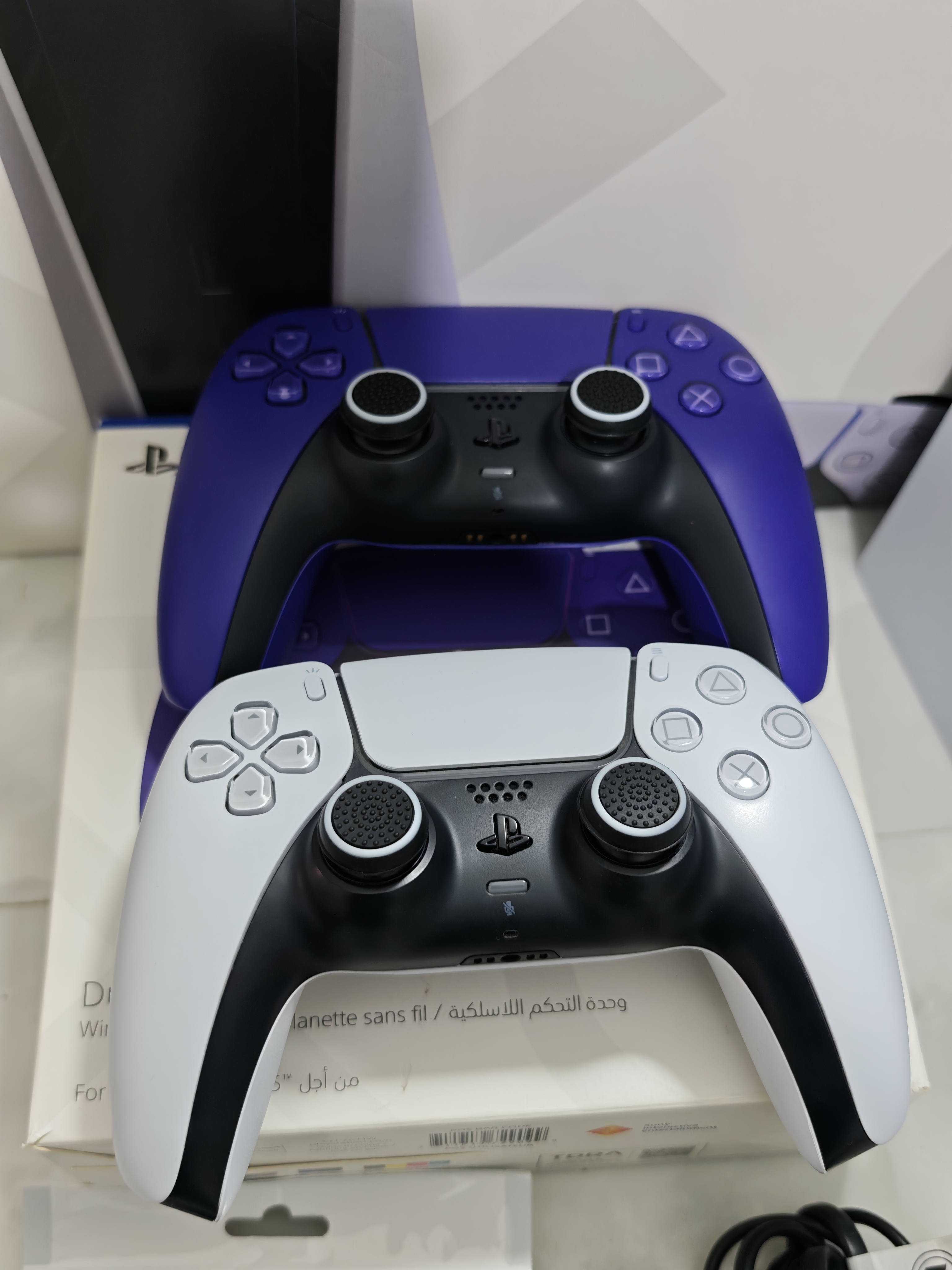 Sony Sony PlayStation 5 PS5 825 GB Diskli CFI-1216A 2 Orijinal Kol - Görsel 2