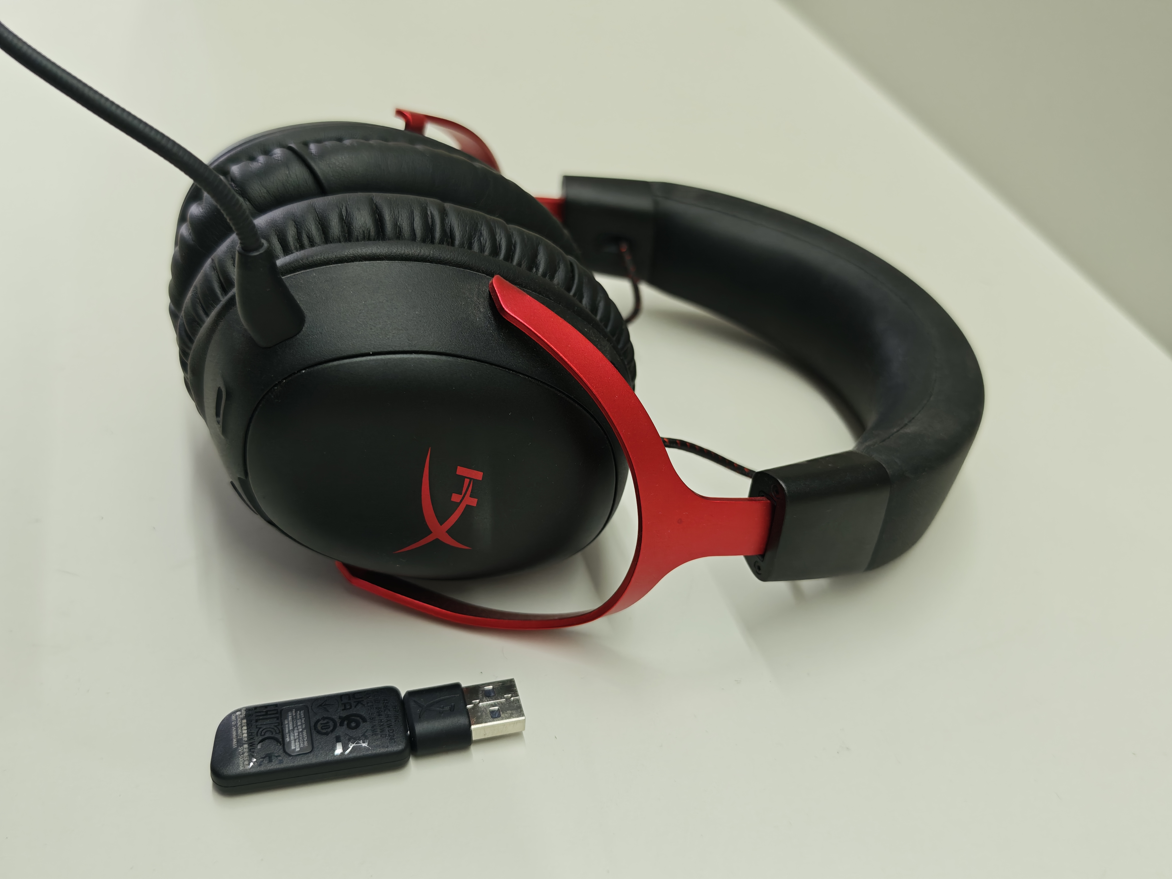 HyperX HyperX Cloud Iii Wireless 2.4 GHz Kablosuz Oyuncu Kulaklığı - Görsel 2