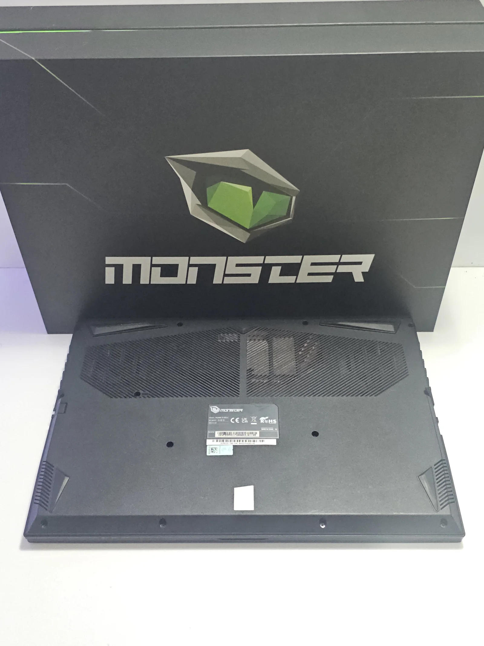 İkinci El Monster Monster Tulpar T5 V23.3 i5 12.Nesil RTX 4060 32GB Ram 1TB - Görsel 5