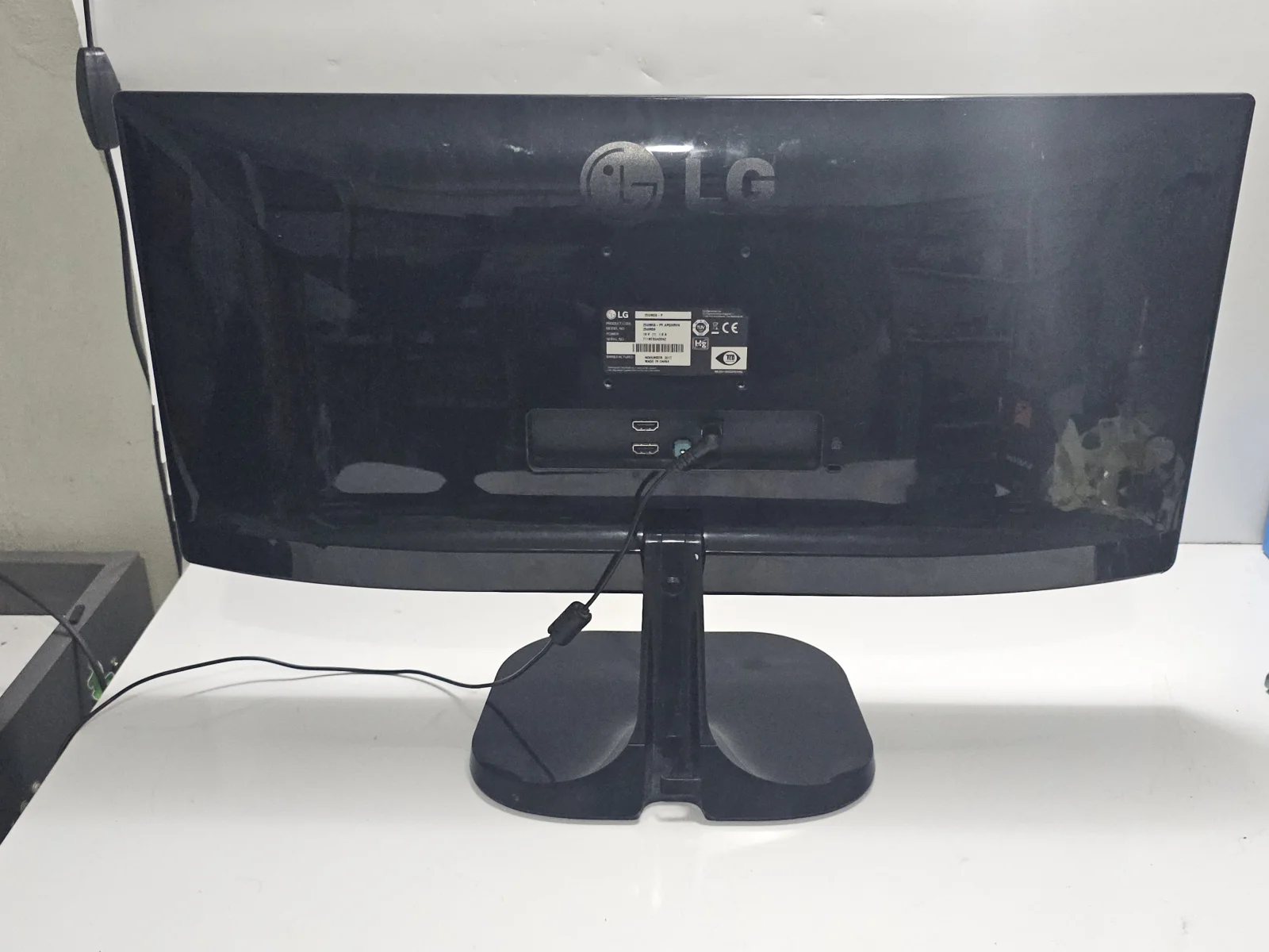 İkinci El LG LG 25" 25UM58 5 Ms Full HD 21:9 Ultra Wide HDMI IPS Monitör - Görsel 2