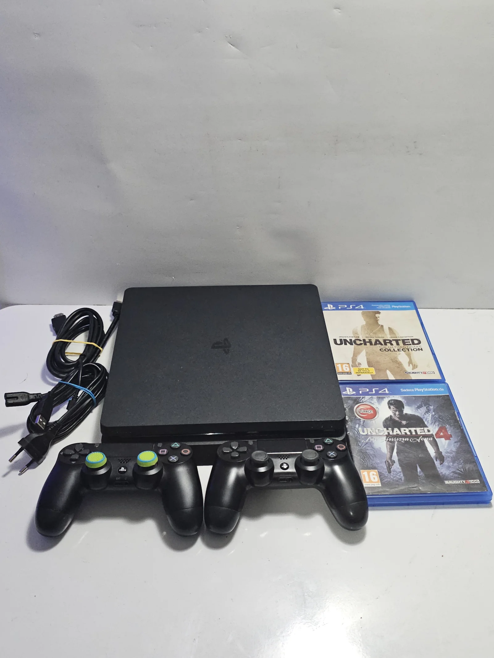 Playstation 4 slim 500GB Çift Kol