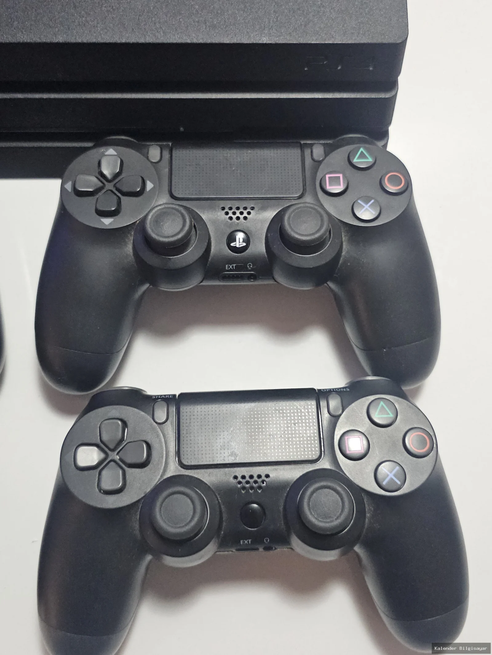 Sony Playstation 4 Pro 1TB 4 Kol - Görsel 3