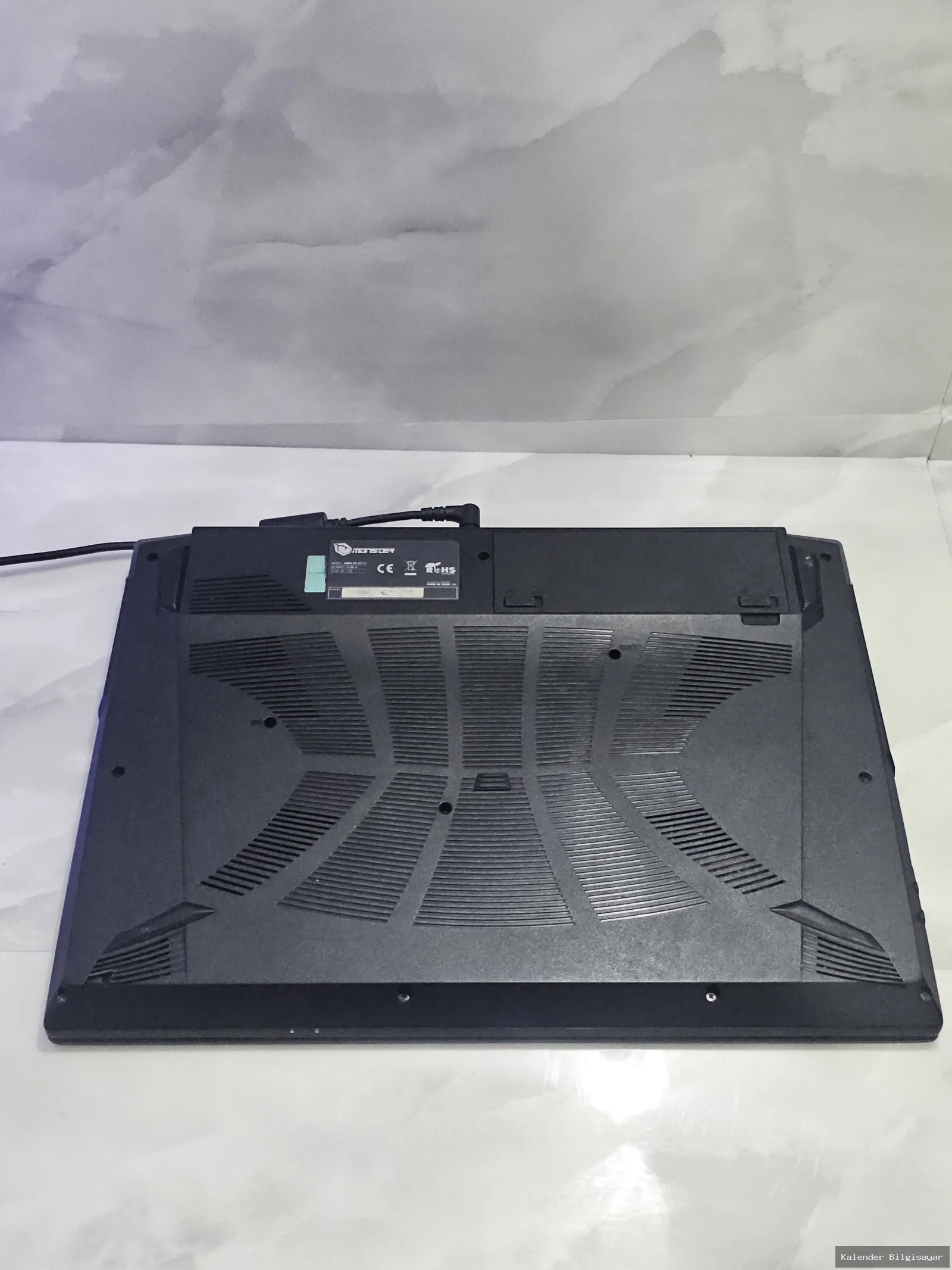 İkinci El Monster Monster A5 V17.1 i5 11400H RTX 3050 4GB 512GB SSD 16GB Ram - Görsel 5