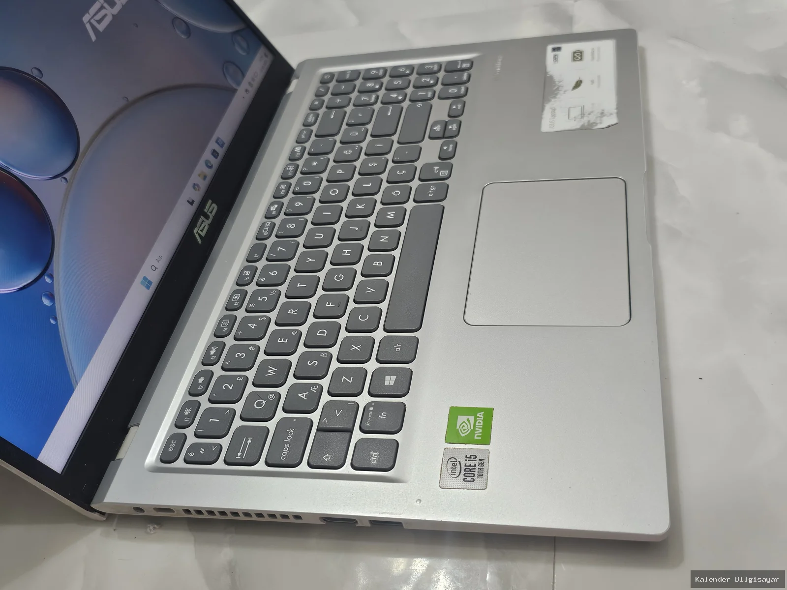 İkinci El Asus Asus Vivobook i5 1035G1 Mx 130 2GB 256GB SSD 8GB Ram Laptop - Görsel 3
