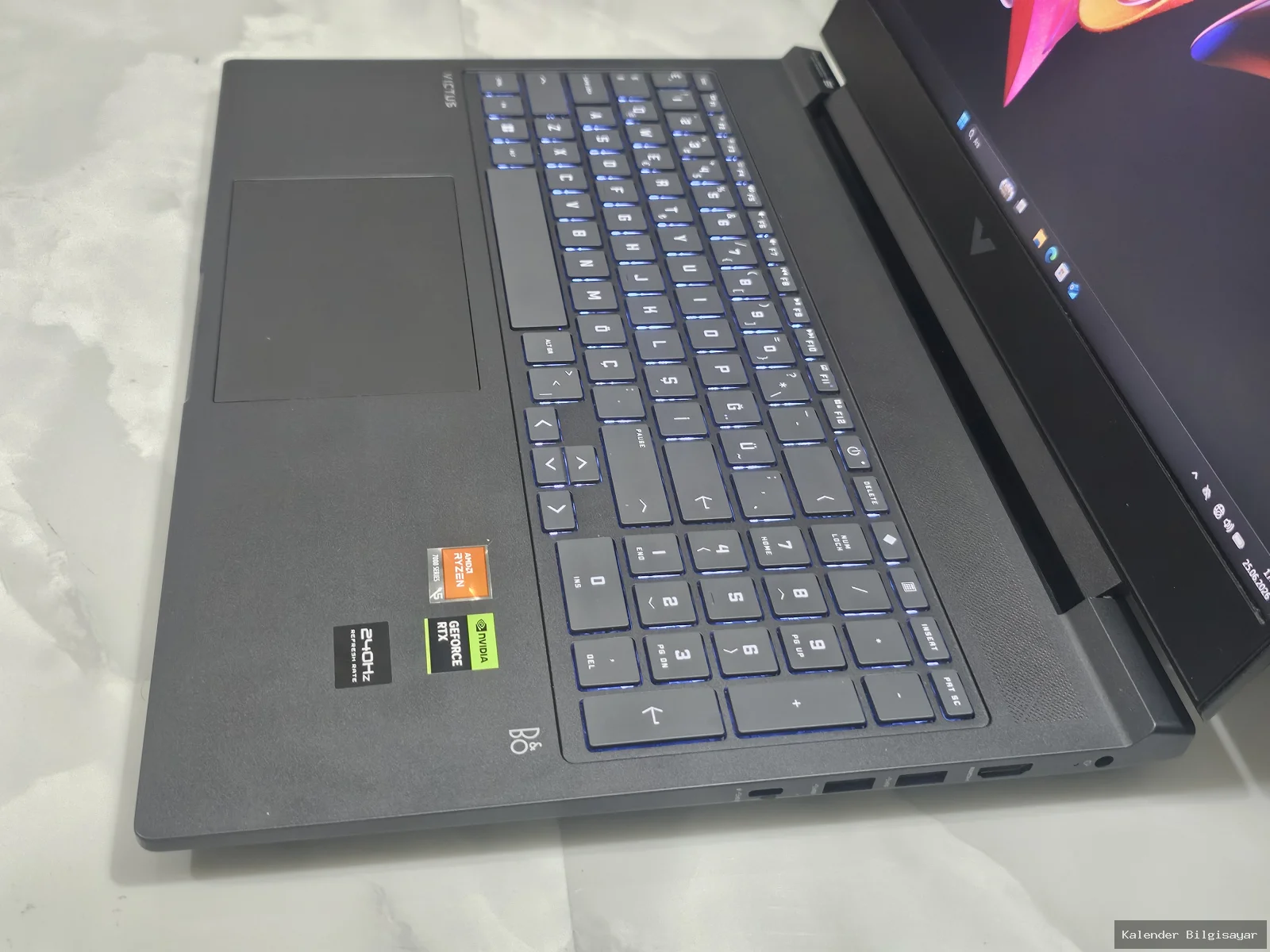 İkinci El HP Hp Victus Ryzen 5 7640Hs RTX 4060 1TB SSD 32GB Ram 2k 240Hz - Görsel 2