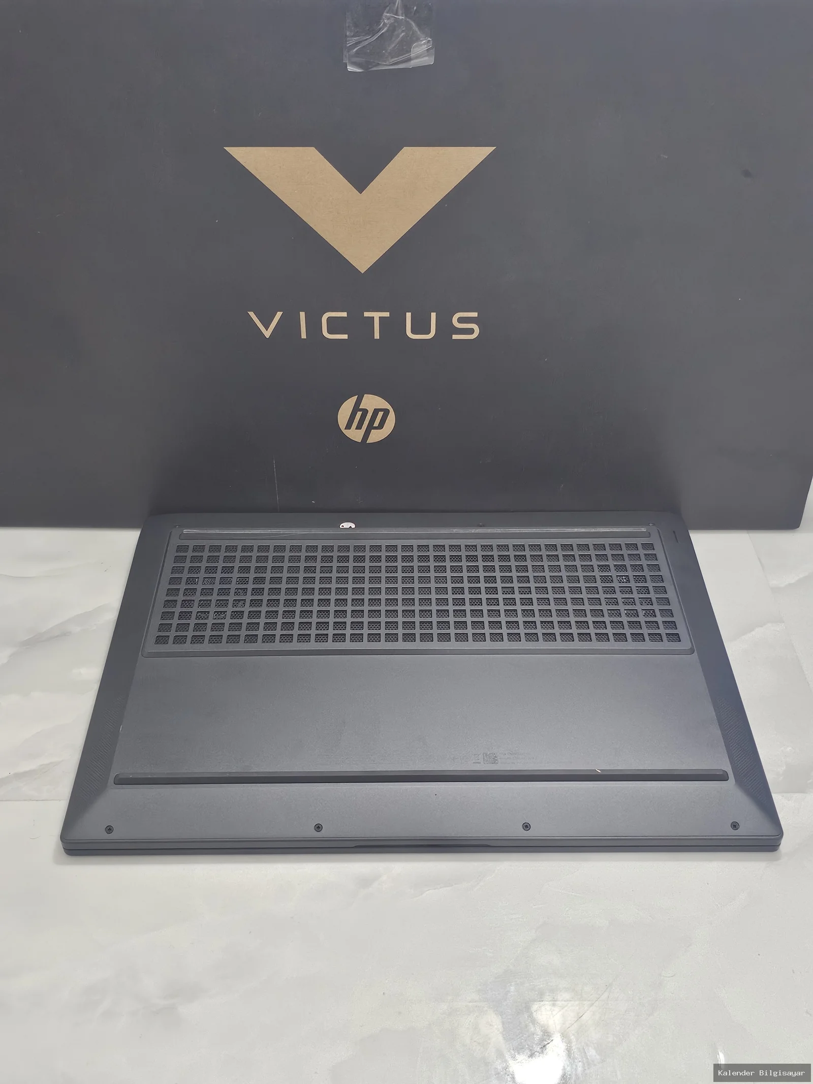 İkinci El HP Hp Victus Ryzen 5 7640Hs RTX 4060 1TB SSD 32GB Ram 2k 240Hz - Görsel 5