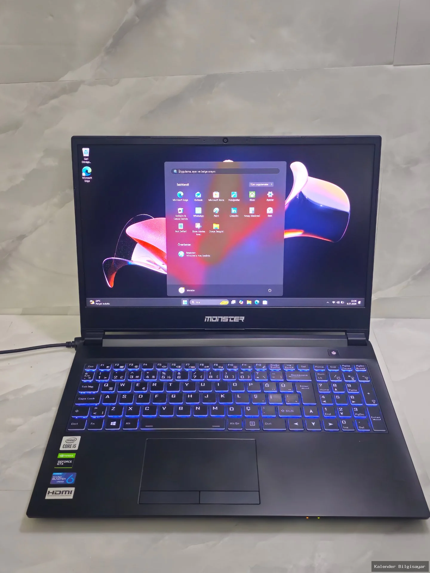 İkinci El Monster Monster V5 16.6 i5 10200H 16 GB RAM 256 GB SSD GTX 1650 4 GB - Görsel 1