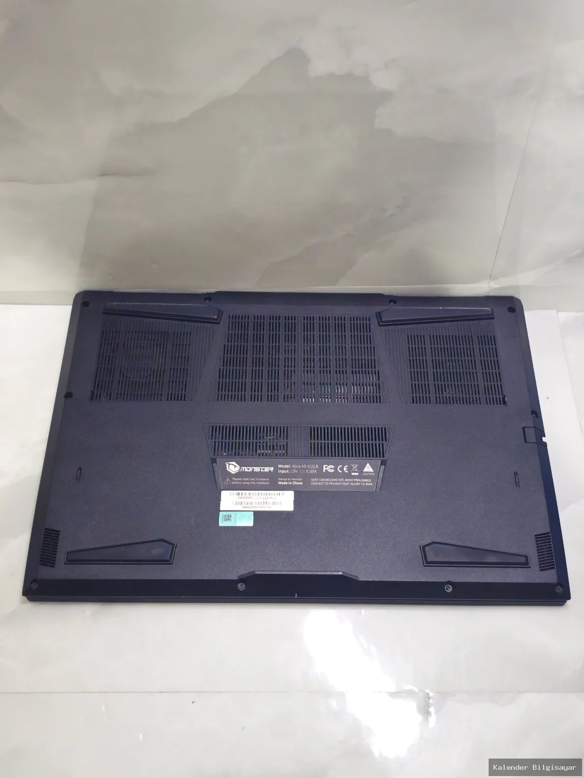 Monster Monster Abra A5 V15.8 i7 10750H GTX 1650 Ti 16 GB RAM 256 GB - Görsel 5