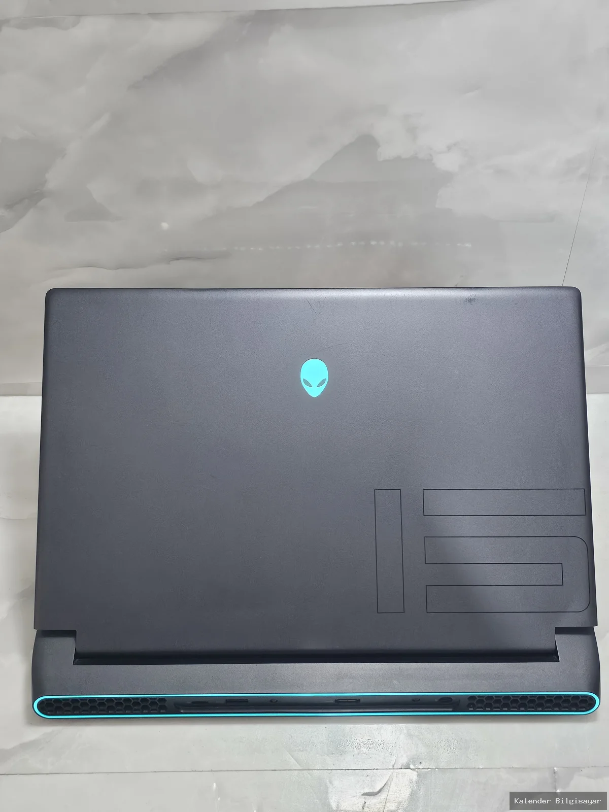 Alienware Alienware Ryzen 9 5900HX RTX 3070 32 GB RAM 1 TB SSD 360 Hz - Görsel 4