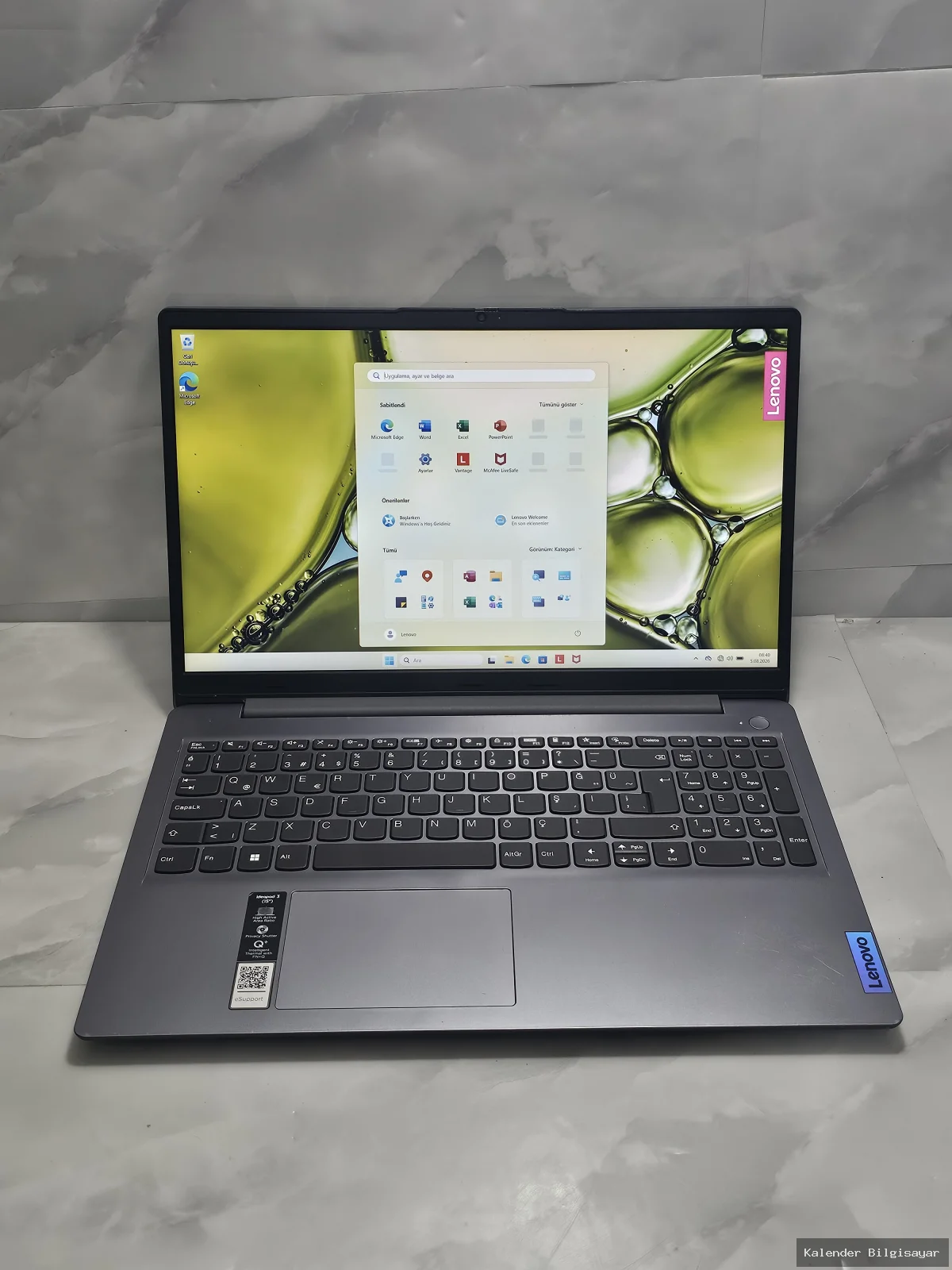 İkinci El Lenovo Lenovo i3 1115G4 8 GB RAM 256 GB SSD Laptop - Görsel 1