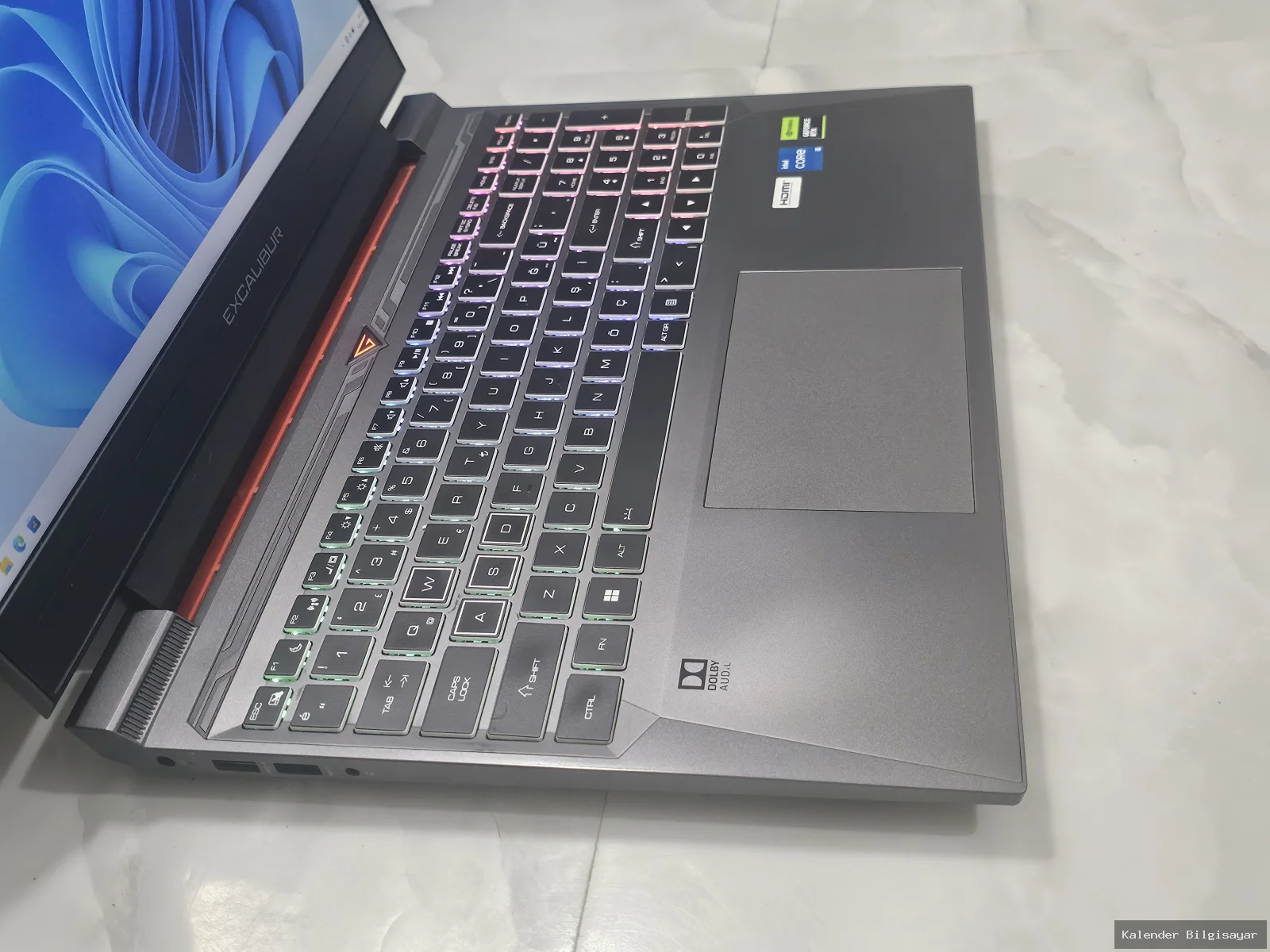 Casper Casper Excalibur i5 13. Nesil RTX 4050 16 GB RAM 512 GB SSD Gaming Laptop - Görsel 3
