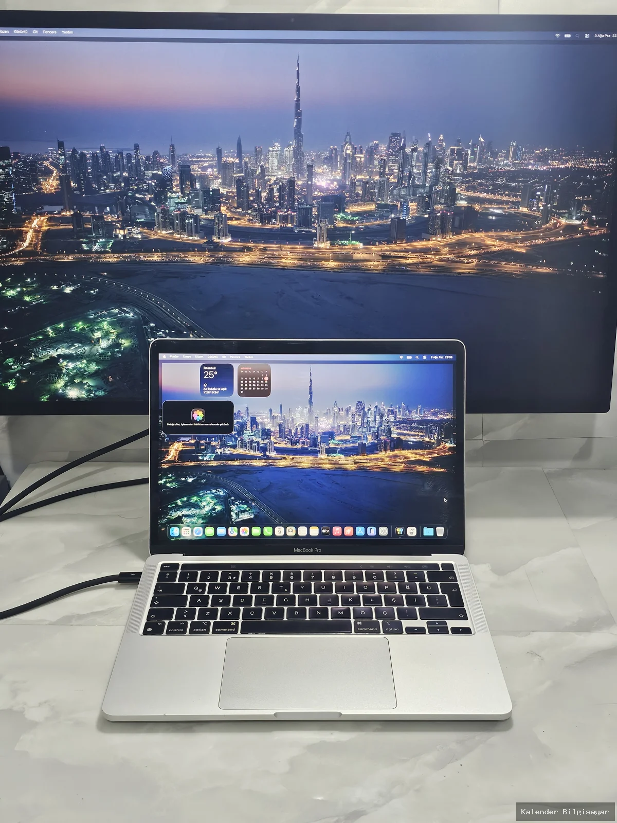 İkinci El Apple MacBook Pro M1 8 GB 256 GB 13.3 inç - Görsel 1