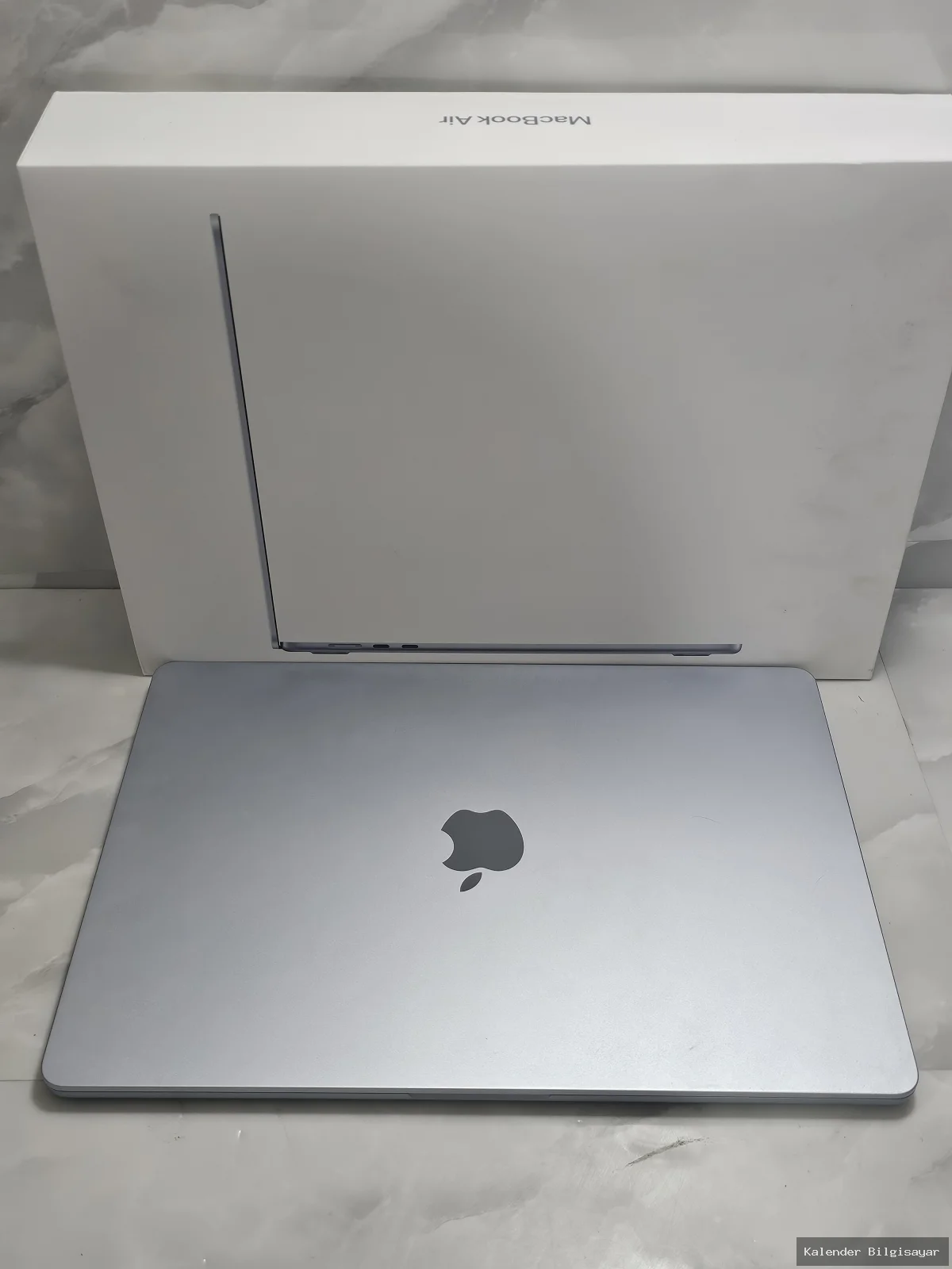 Apple MacBook Air M4 15 inç 16 GB RAM 256 GB SSD - Görsel 4