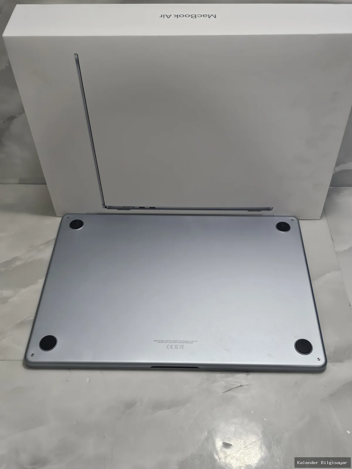 Apple MacBook Air M4 15 inç 16 GB RAM 256 GB SSD - Görsel 5
