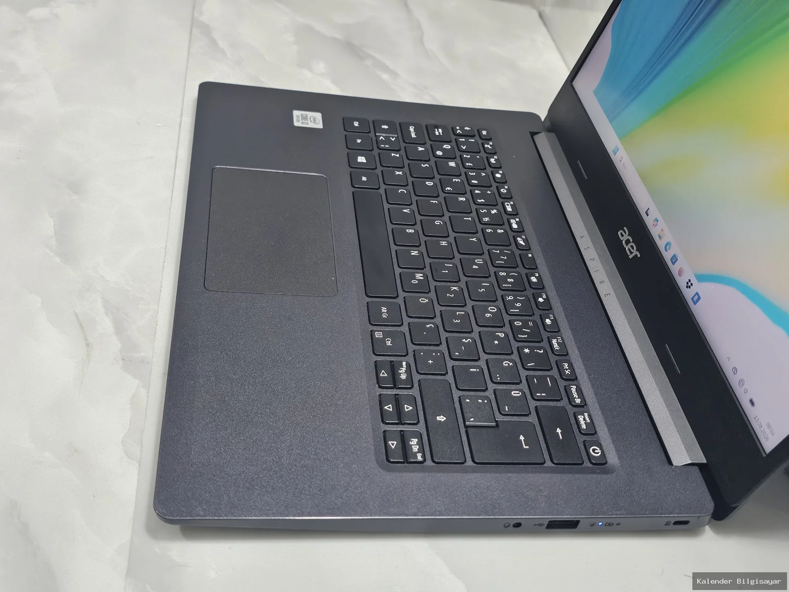Acer Acer i3 1005G1 4 GB RAM 256 GB SSD Laptop - Görsel 2