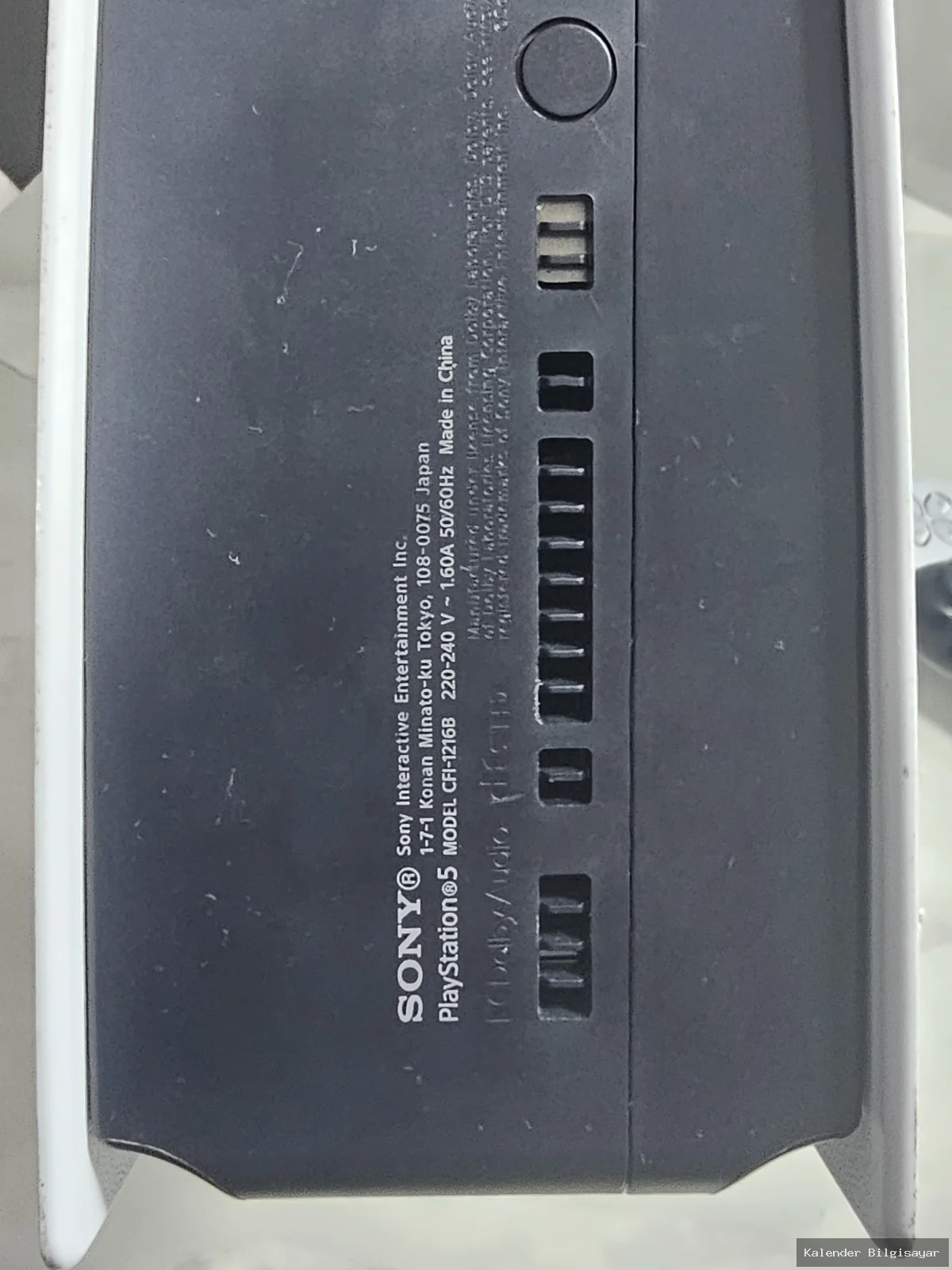 Sony Sony PlayStation 5 Digital Edition 825 GB Oyun Konsolu - Beyaz - Görsel 3