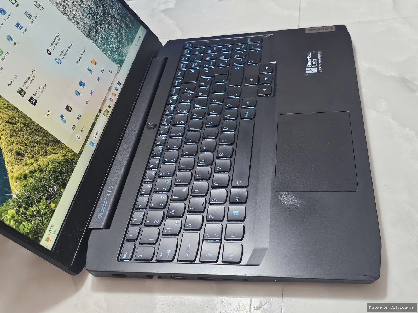 Lenovo Lenovo Ryzen 5 4600H GTX 1650 8 GB RAM 512 GB SSD Gaming Laptop - Görsel 3