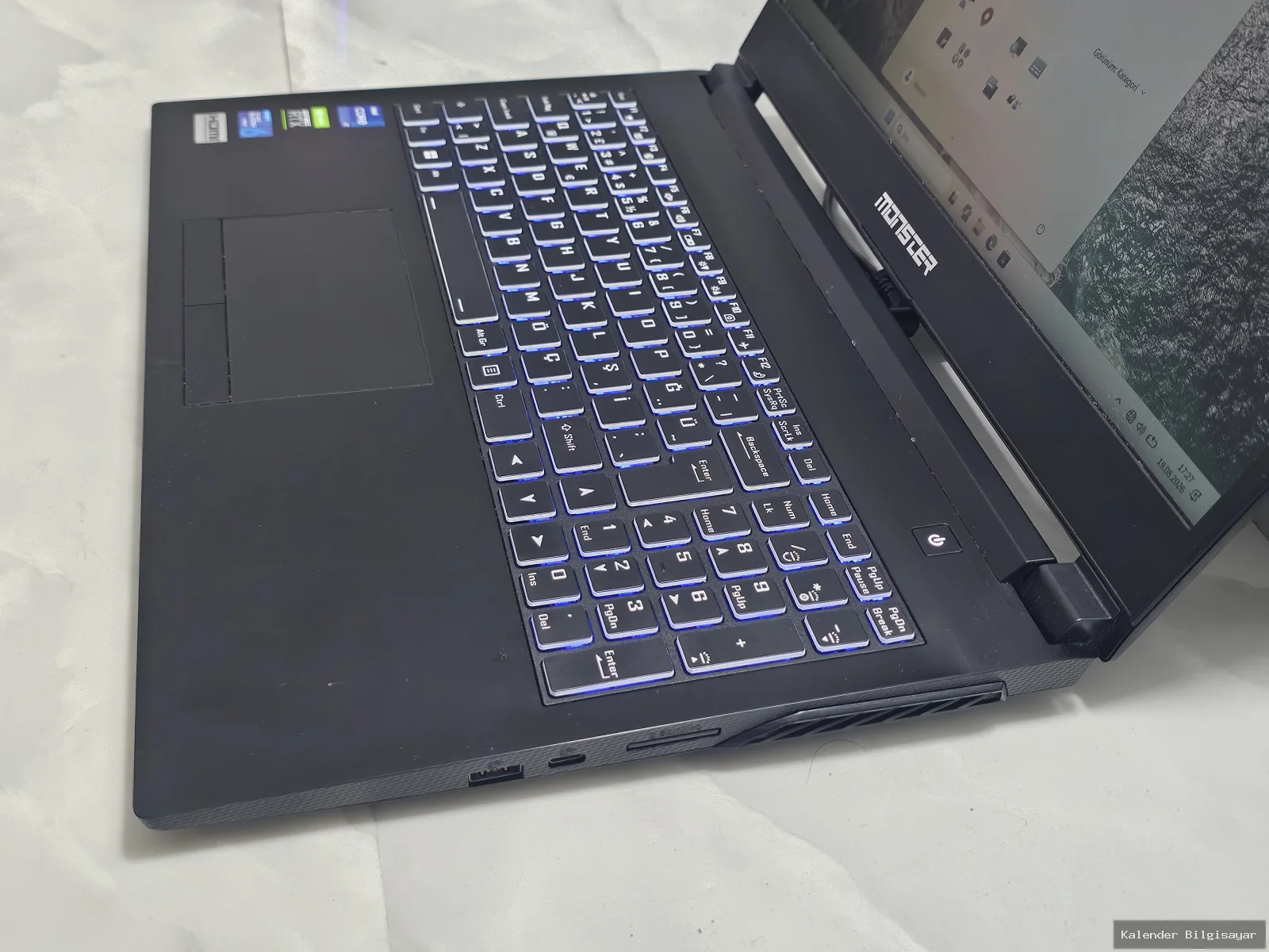 Monster Monster A5 V17.3 i7 11800H RTX 3050 Ti 16 GB RAM 512 GB SSD - Görsel 2