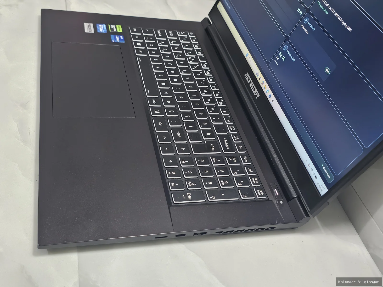 Monster Monster A7 V15.1 i7 12700H RTX 3050 6 GB 32 GB RAM 1 TB SSD Gaming Laptop - Görsel 2