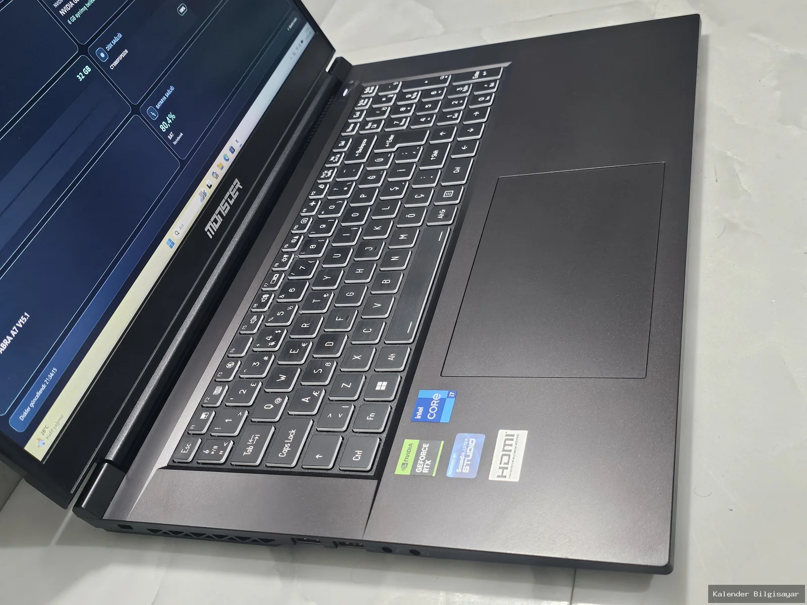 Monster Monster A7 V15.1 i7 12700H RTX 3050 6 GB 32 GB RAM 1 TB SSD Gaming Laptop - Görsel 3
