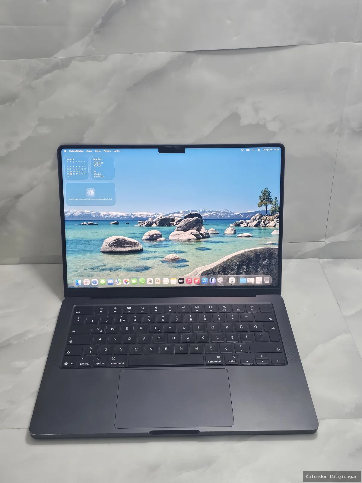 İkinci El Apple MacBook Pro M5 16 GB RAM 512 GB SSD 14 inç - Görsel 1