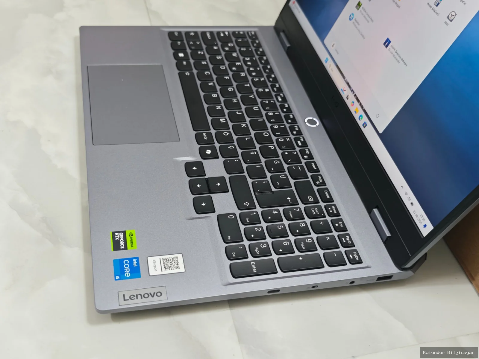 Lenovo Lenovo LOQ i5 12450Hx 24 GB RAM 512 GB SSD RTX 4050 6 GB 15.6" FHD - Görsel 2