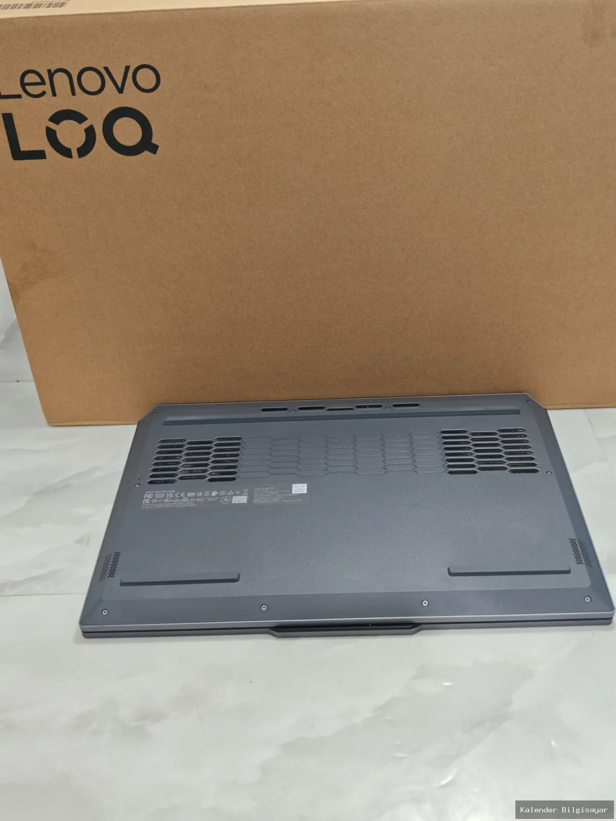 Lenovo Lenovo LOQ i5 12450Hx 24 GB RAM 512 GB SSD RTX 4050 6 GB 15.6" FHD - Görsel 5