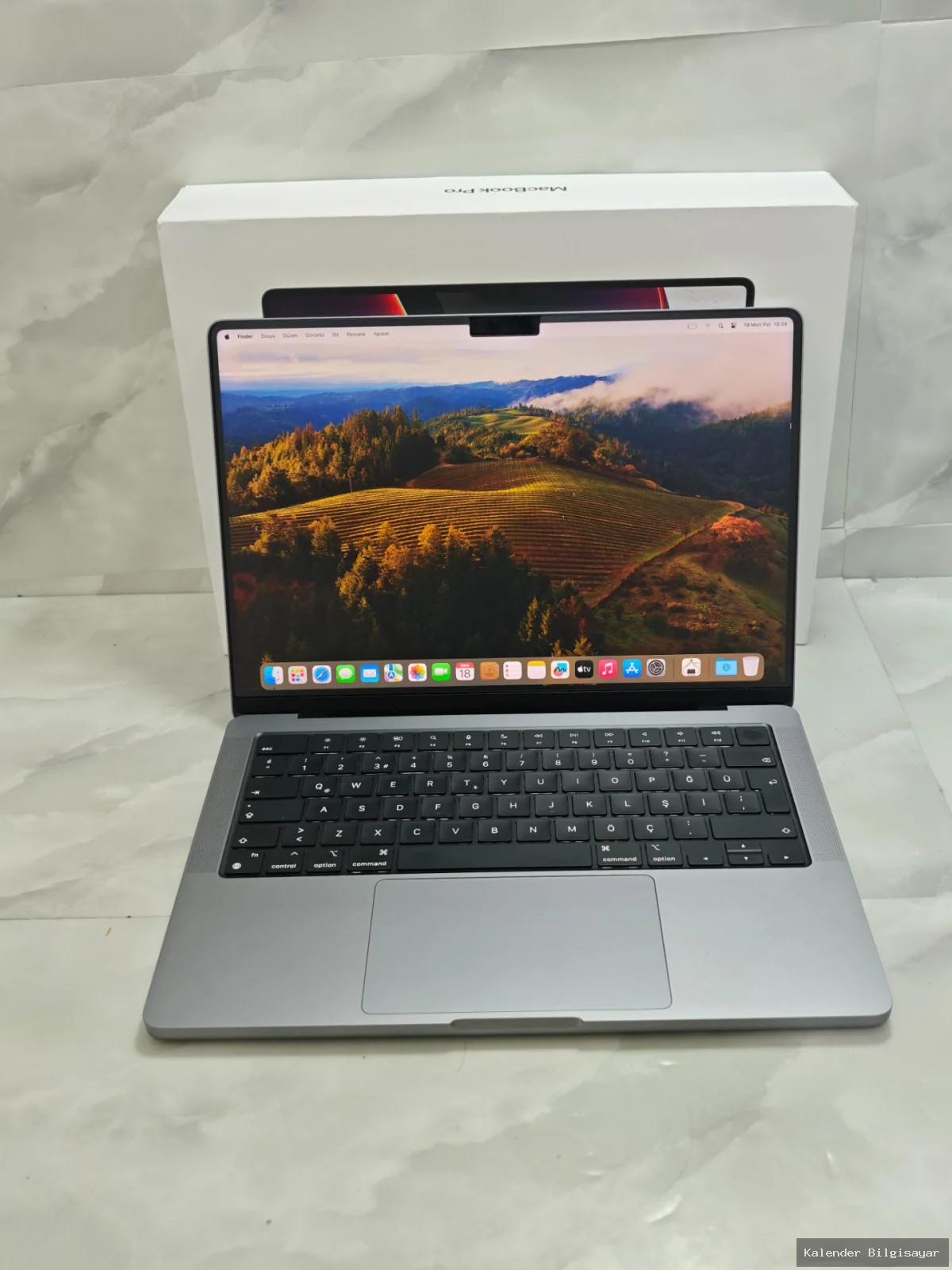 İkinci El Apple MacBook Pro M1 Max 64 GB RAM 1 TB SSD 14 inç - Görsel 1