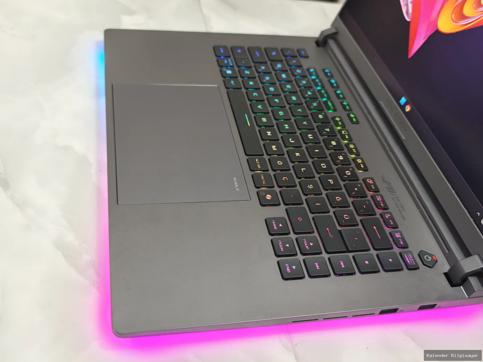 ASUS ASUS ROG Strix G16 Core Ultra 9 275HX RTX 5070 32 GB 1 TB 2K 240 Hz - Görsel 2