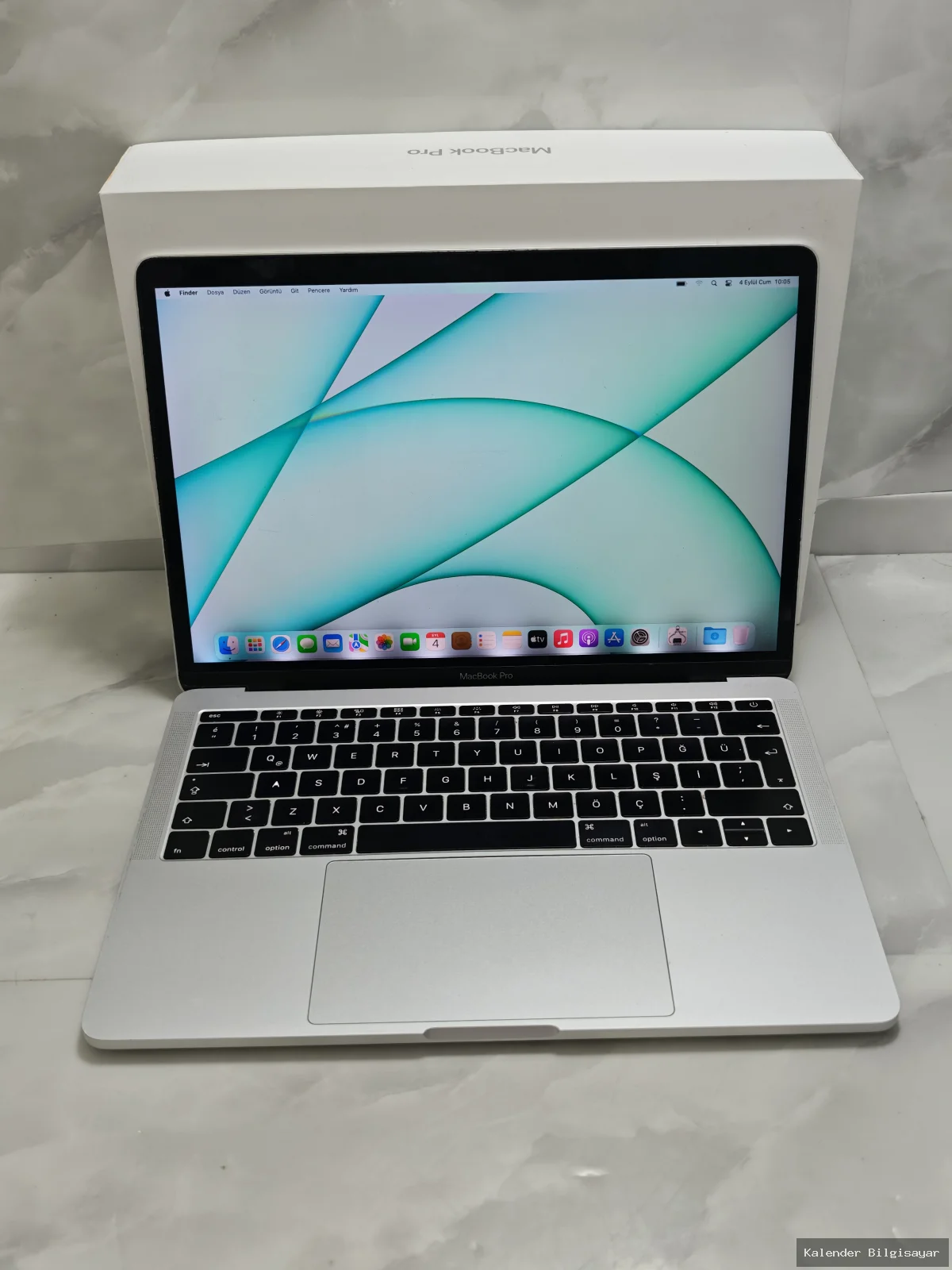 Apple MacBook Pro 2017 i5 8 GB RAM 256 GB SSD 13 inç