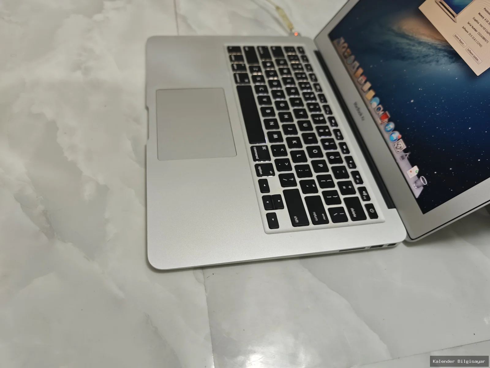 Apple MacBook Air 2013 i7 8 GB RAM 128 GB SSD 13 inç - Görsel 2