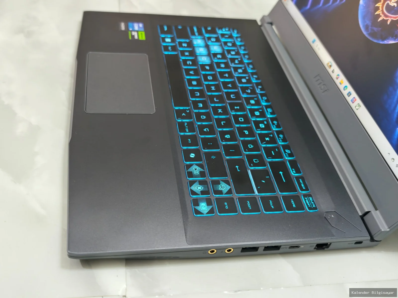 MSI MSI Thin i5 12450H RTX 3050 16 GB RAM 512 GB SSD - Görsel 2