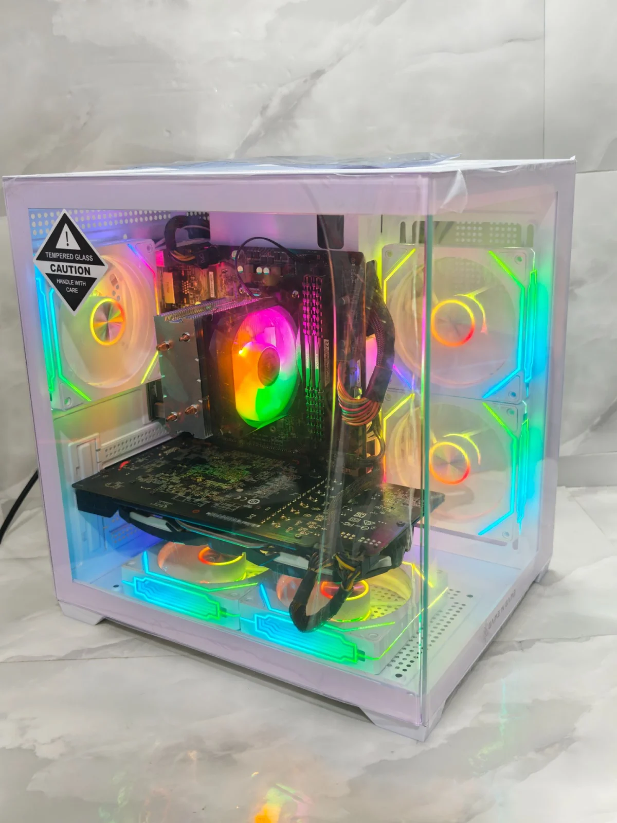 Ryzen 5 2600 RX 590 16 GB RAM 512 GB SSD