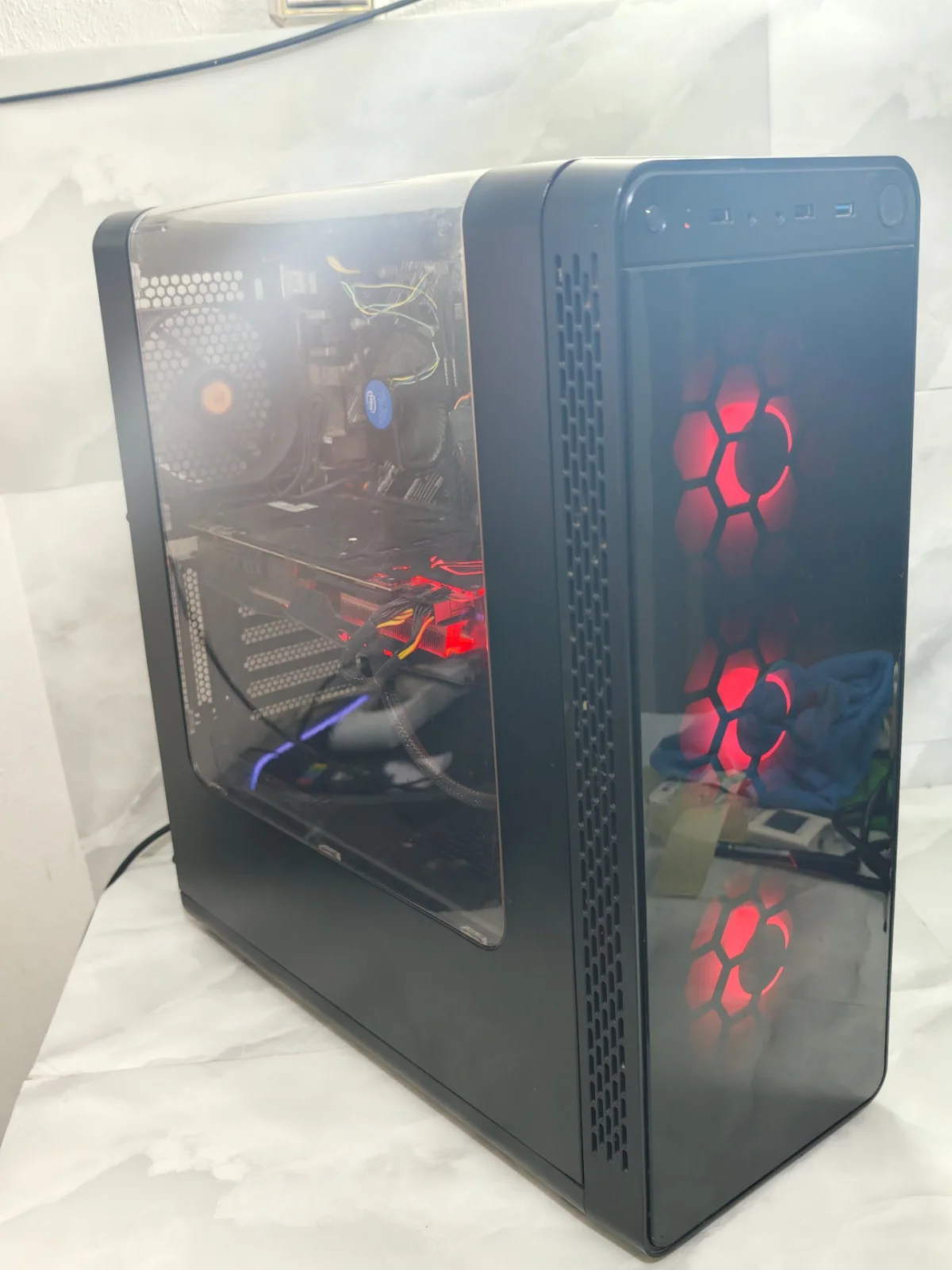 i5 10400 ASUS ROG RTX 2060 SUPER 16 GB RAM 480 GB SSD