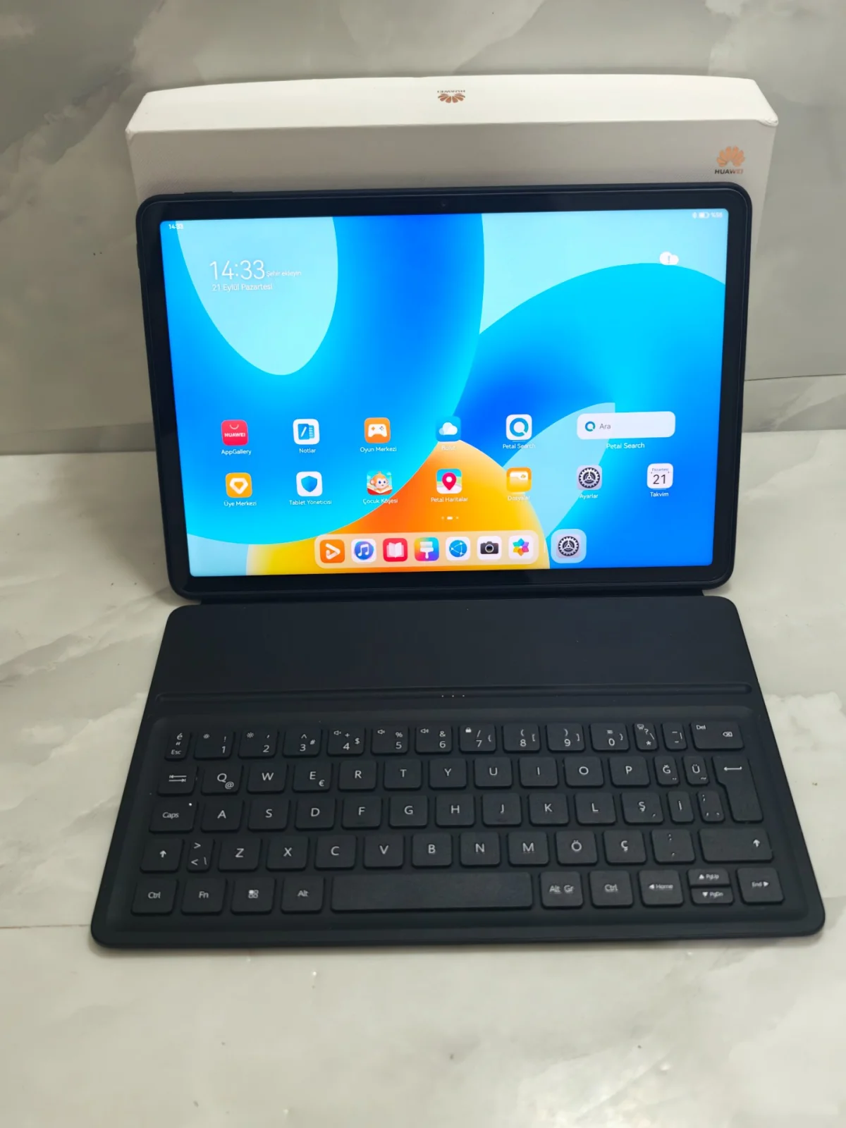 İkinci El Huawei Huawei Matepad 11.5 8 GB RAM 128 GB Depolama + Klavye - Görsel 1