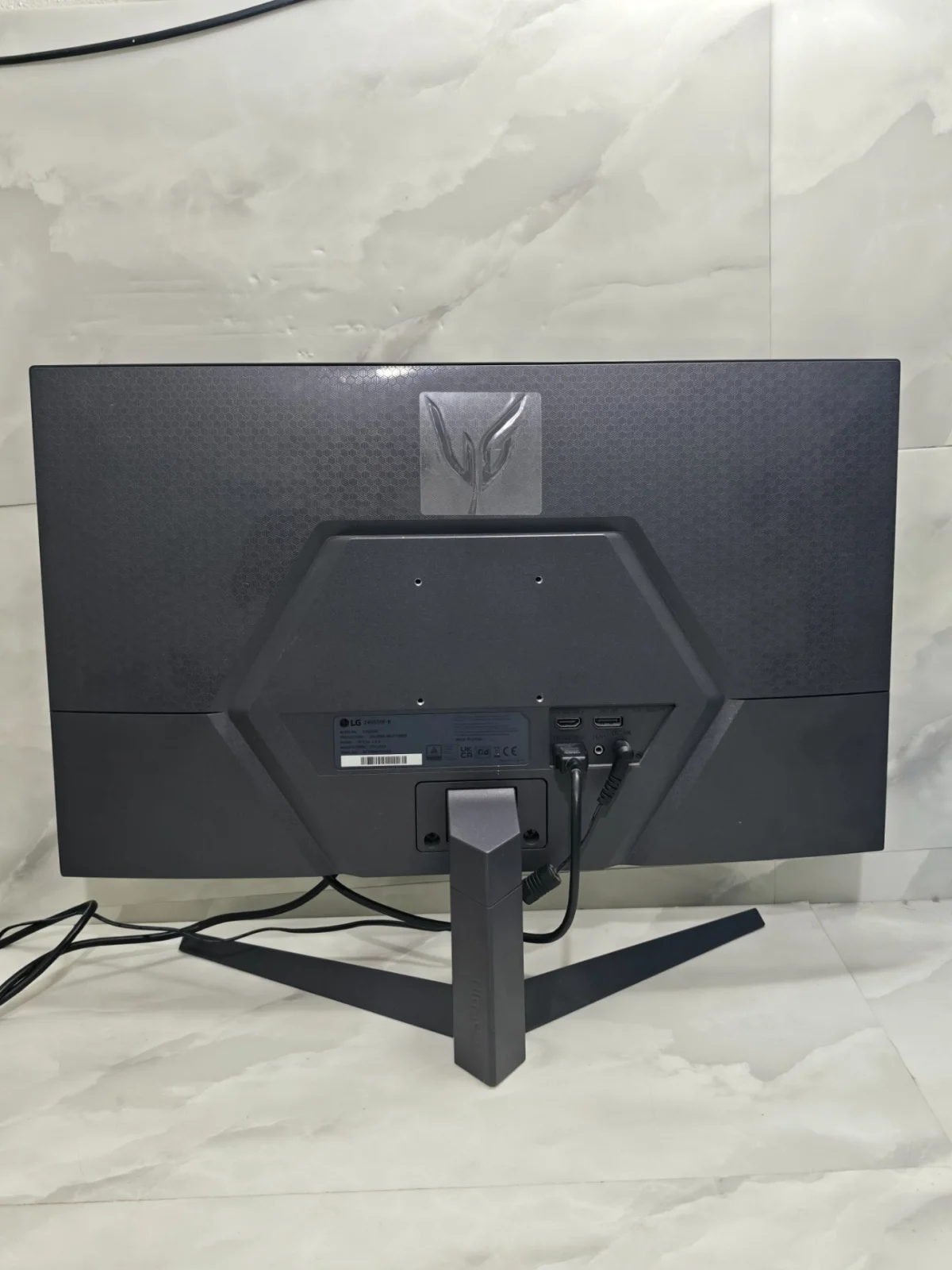 LG LG UltraGear 24GS50F-B 23.7" Full HD Va 180 Hz 1 ms Gaming Monitör - Görsel 2