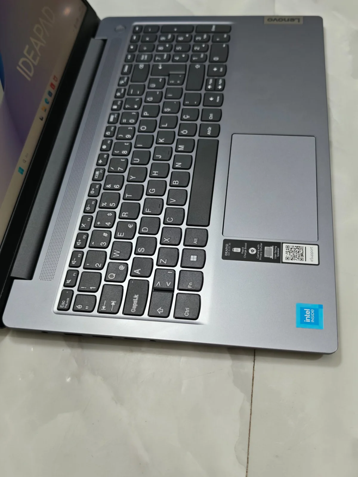 Lenovo Lenovo IdeaPad Slim 3 Intel N100 4 GB RAM 128 GB SSD Laptop - Görsel 5
