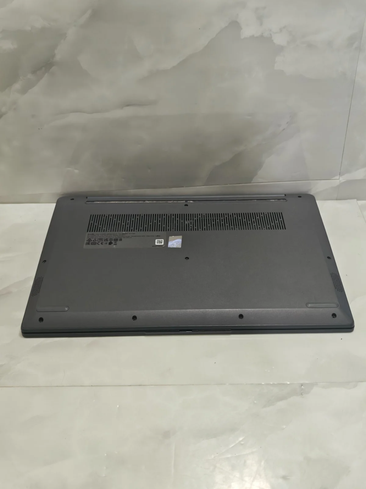 Lenovo Lenovo Ryzen 7 5700U 20 GB RAM 512 GB SSD Laptop - Görsel 5