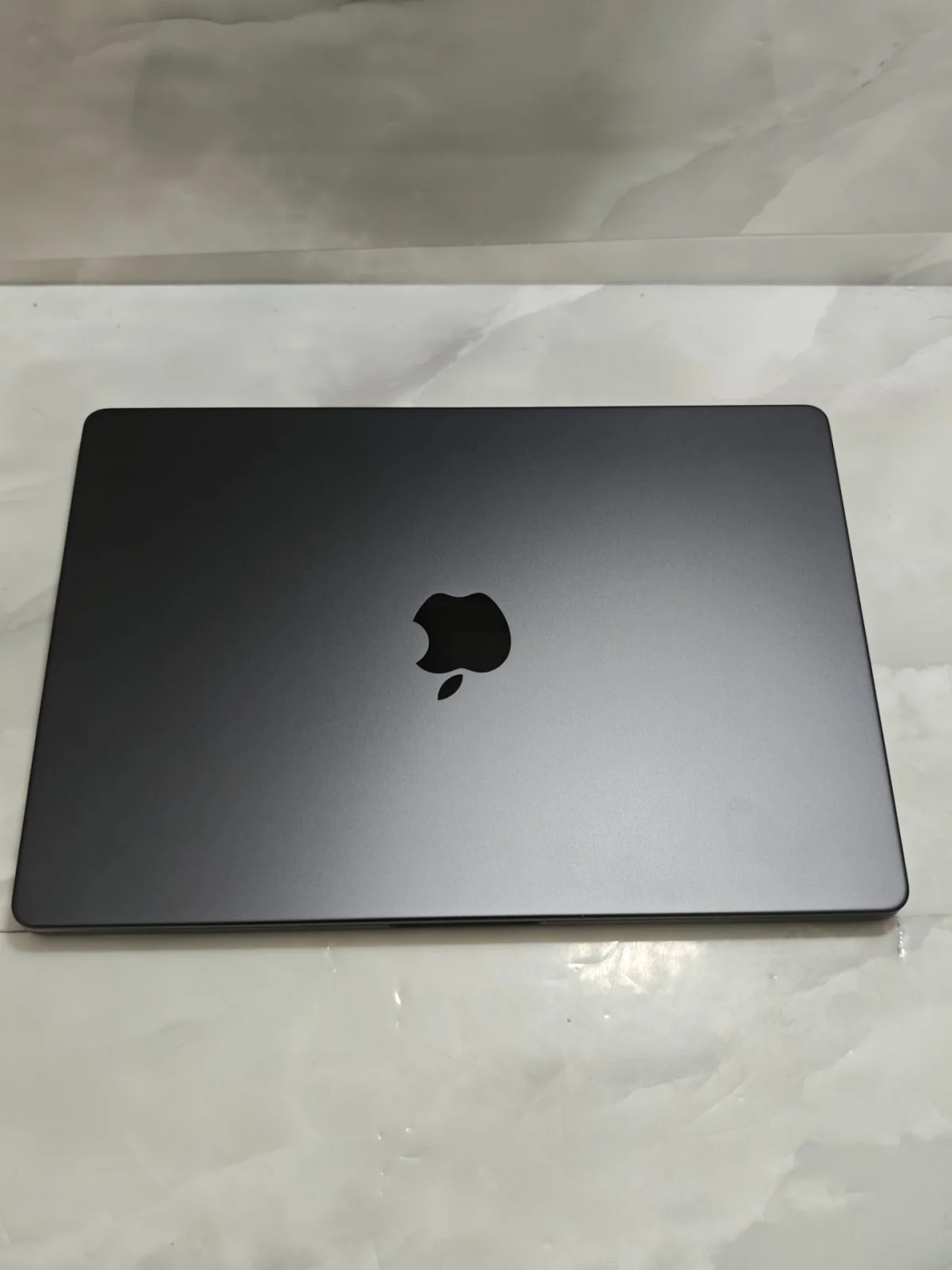 Apple MacBook Pro M5 16 GB RAM 512 GB SSD 14 inç - Görsel 4