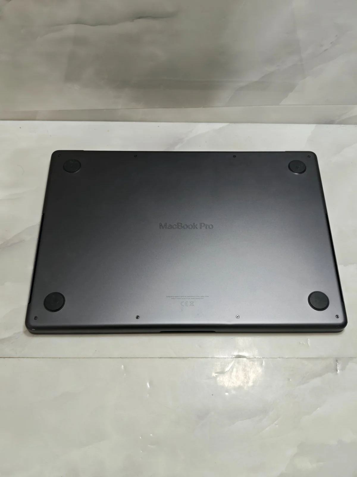 Apple MacBook Pro M5 16 GB RAM 512 GB SSD 14 inç - Görsel 5