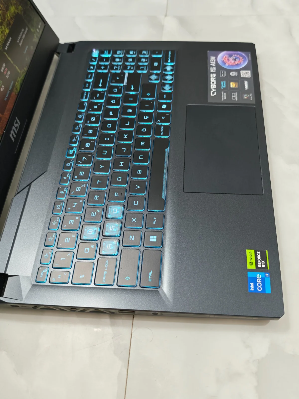 MSI MSI Cyborg 15 A13VF-893XTR i7 13620H RTX 4060 16 GB RAM 512 GB SSD - Görsel 3
