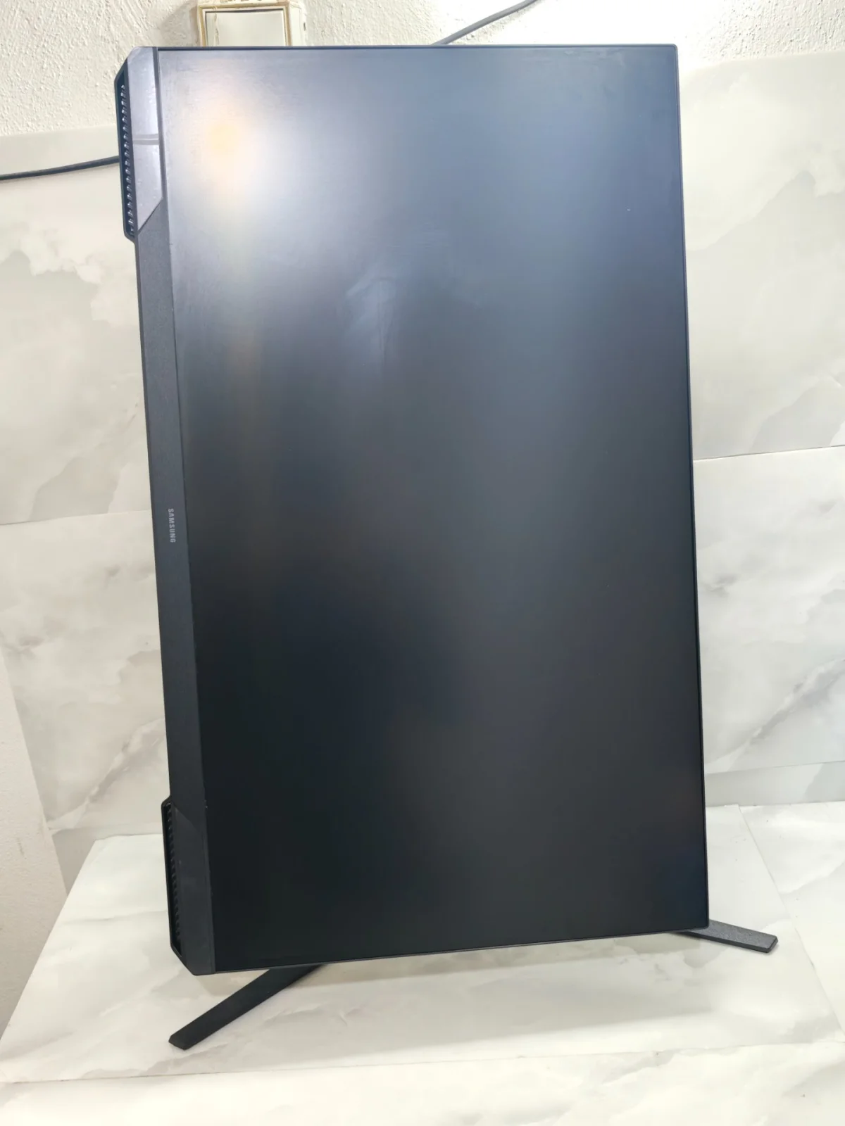 Samsung Samsung Odyssey G3 S27DG302EU 27" Full HD 180 Hz 1 ms Pivot Gaming - Görsel 2