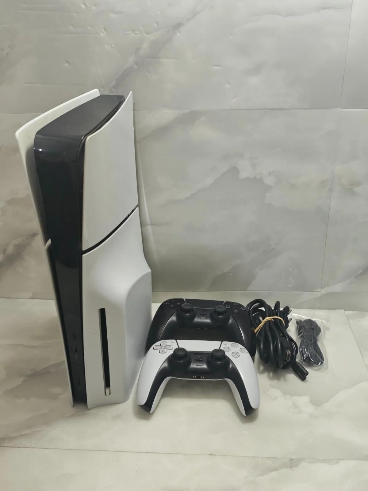 Sony Sony PlayStation 5 Slim CFI-2018 1 TB + 2 Adet Orijinal DualSense Kol
