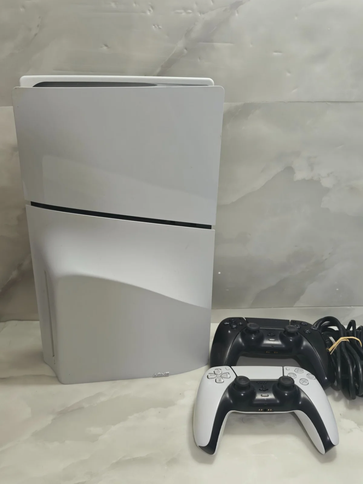 Sony Sony PlayStation 5 Slim CFI-2018 1 TB + 2 Adet Orijinal DualSense Kol - Görsel 2