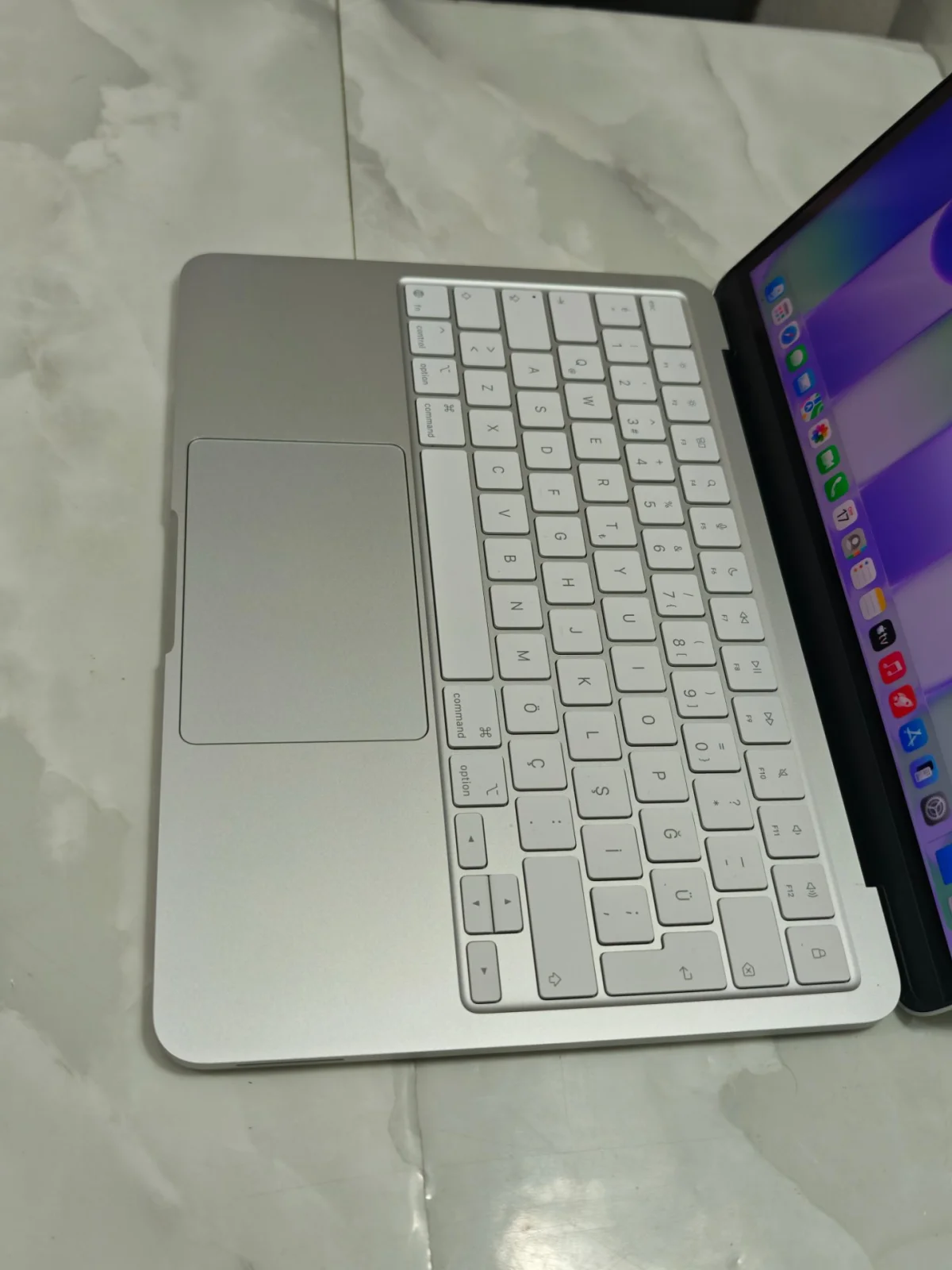 Apple Apple MacBook Neo A18 Pro 8 GB 256 GB 13" Gümüş - Görsel 2