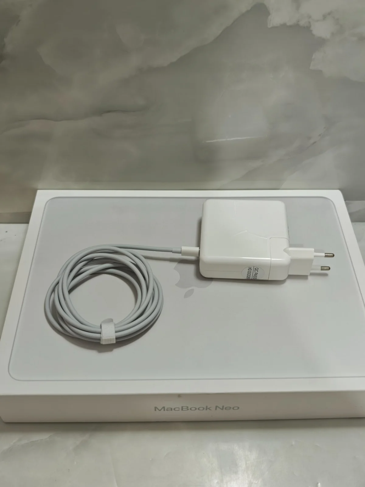 Apple Apple MacBook Neo A18 Pro 8 GB 256 GB 13" Gümüş - Görsel 8