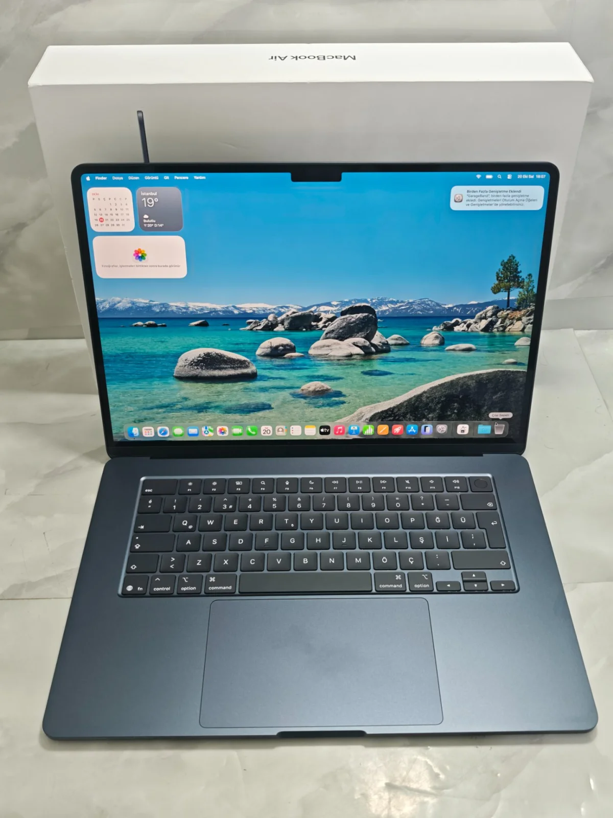 Apple MacBook Air M5 10 CPU 10 GPU 16 GB RAM 512 GB SSD 15.3 inç